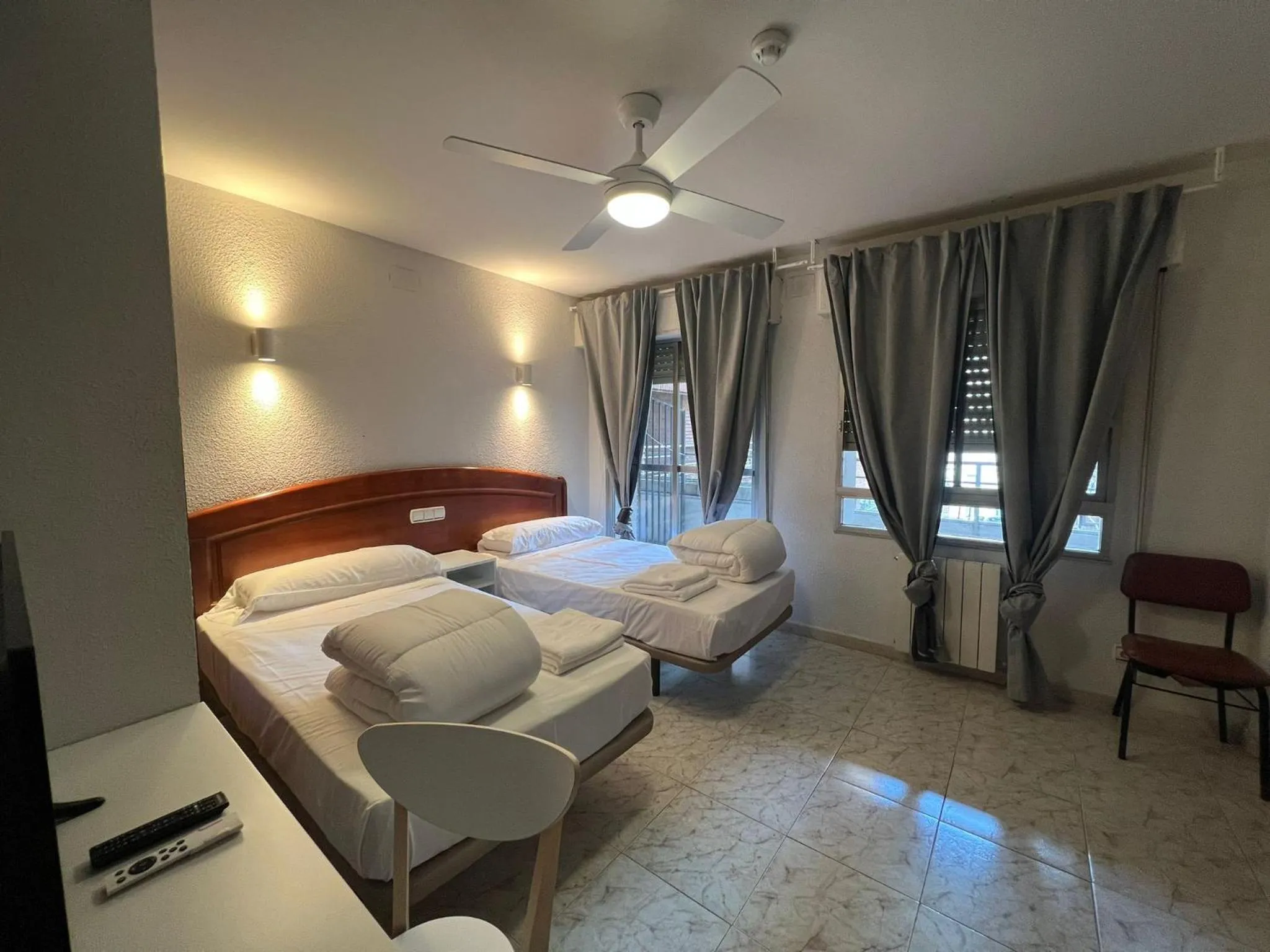 Bed in Hostal la Embajada