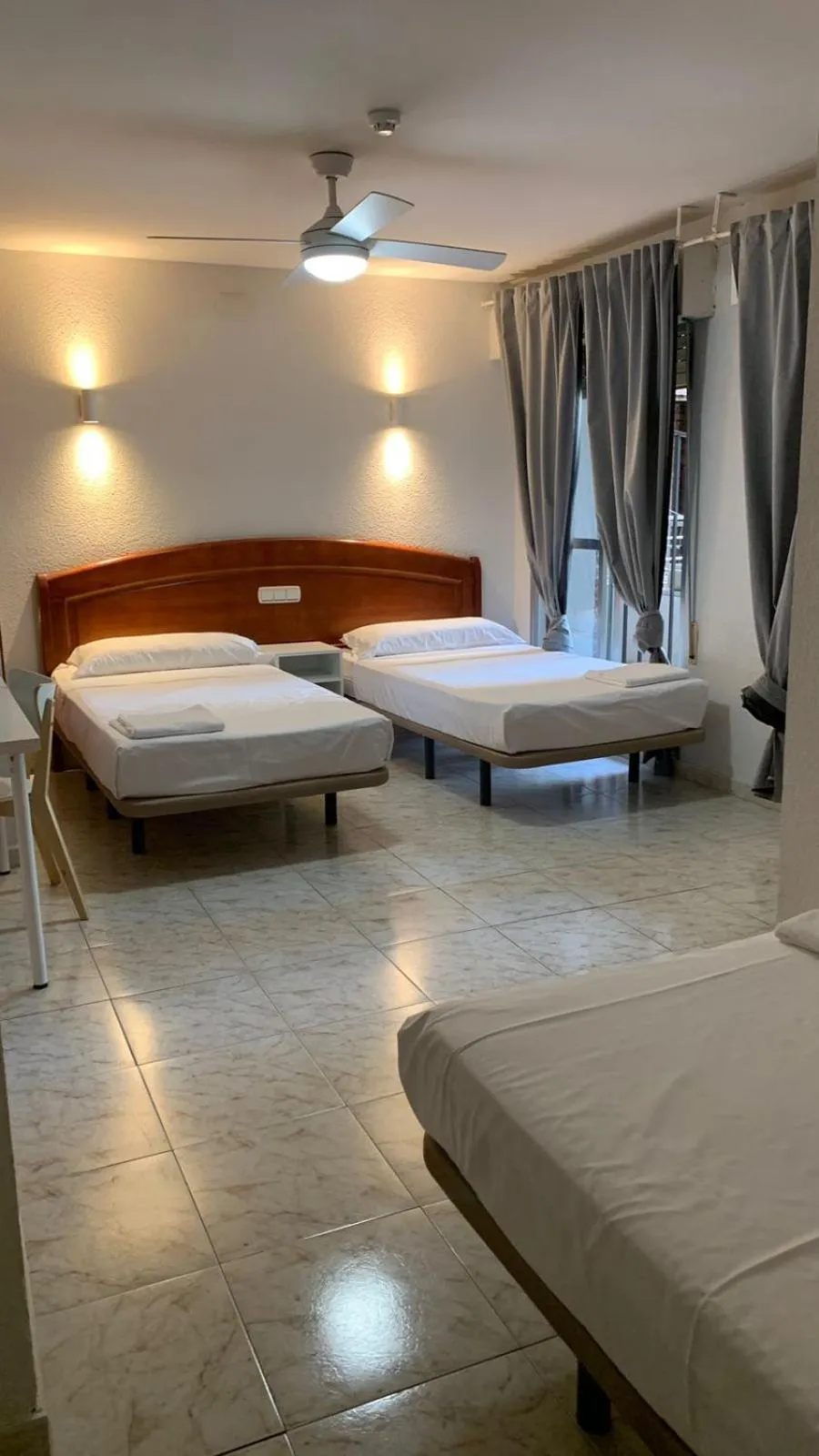 Bed in Hostal la Embajada