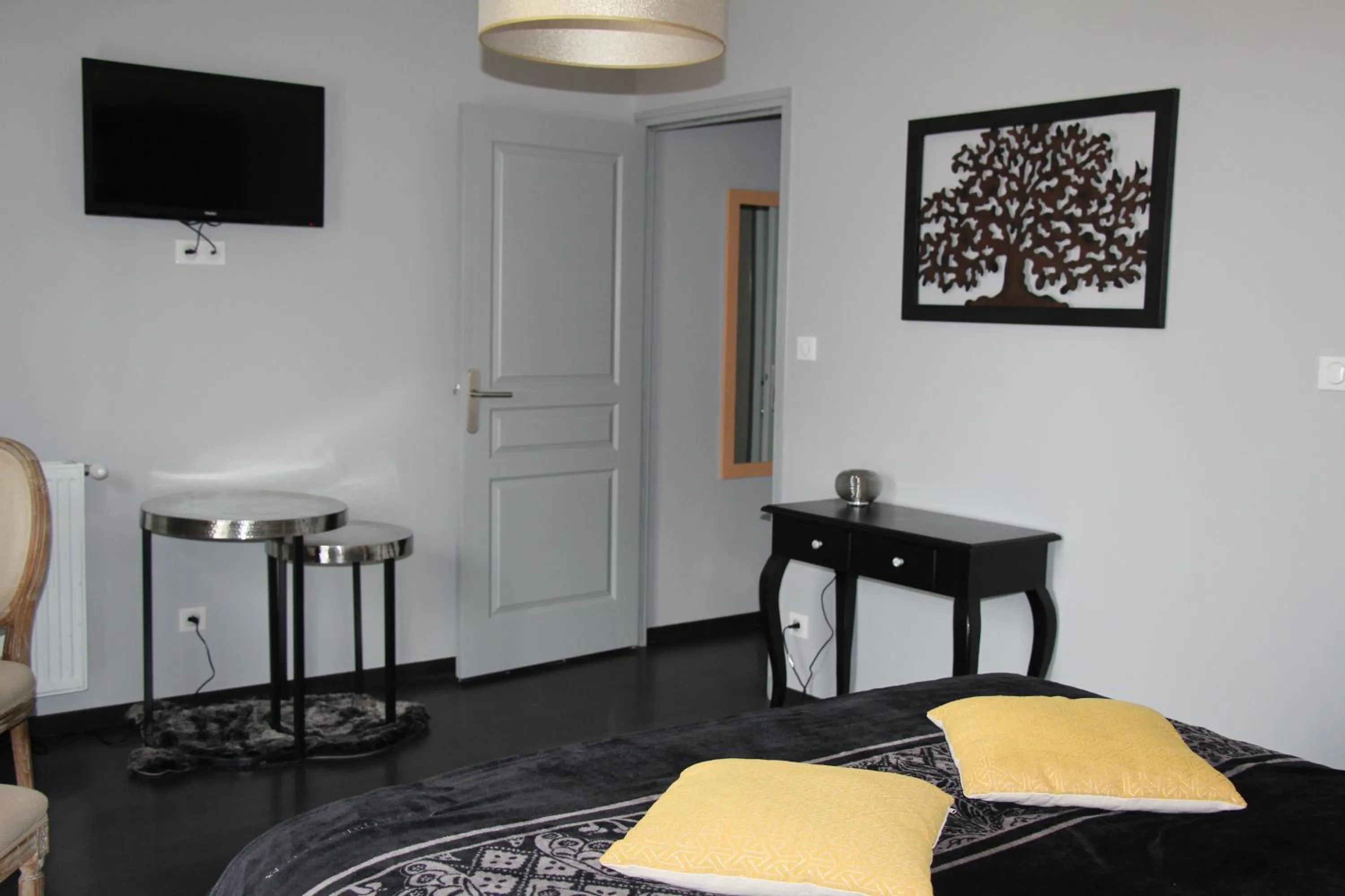 Photo of the whole room in Le Clos de la Challangette