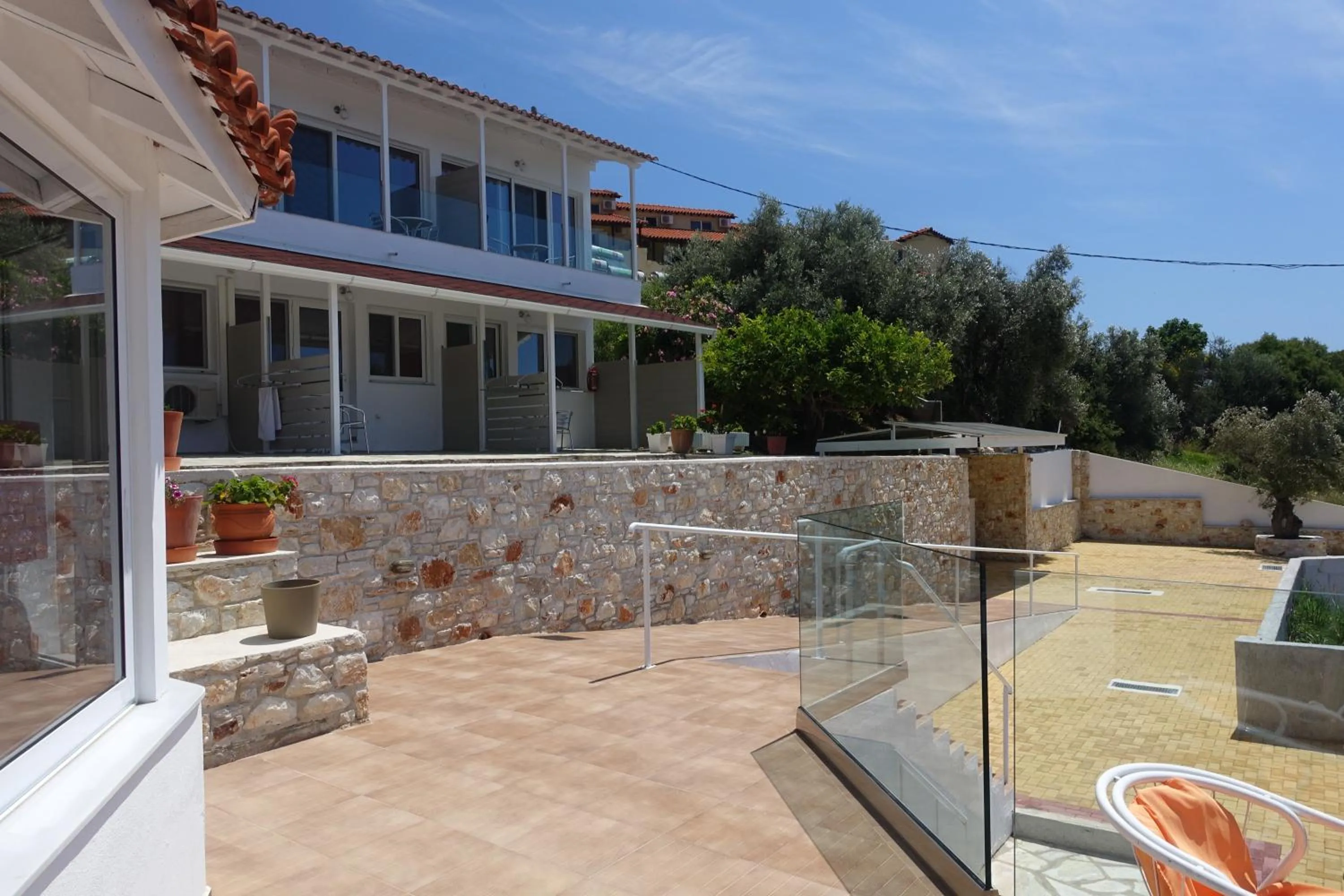 Property building in Hotel Rene