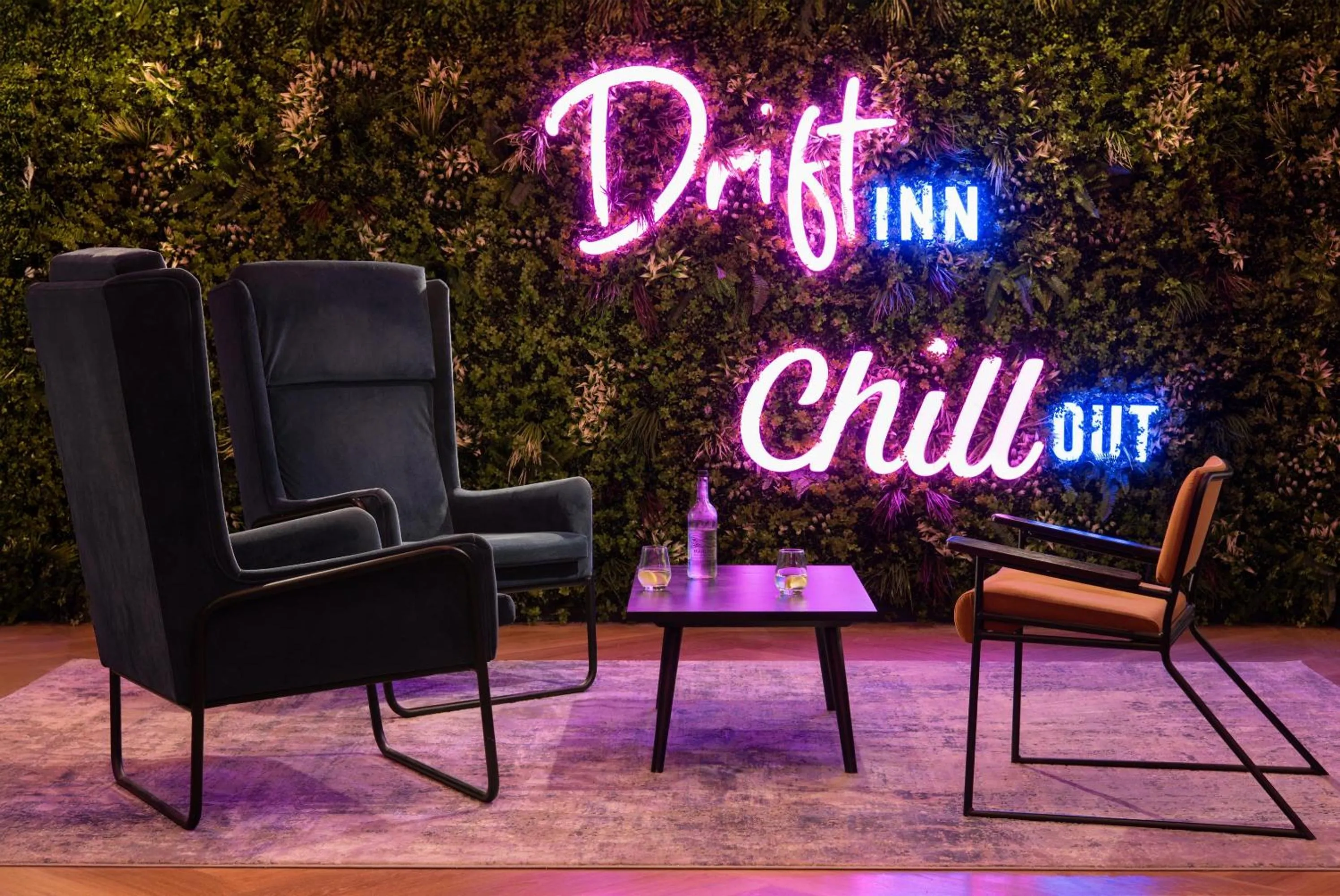 Drift Inn formerly the Waterfront Hotel