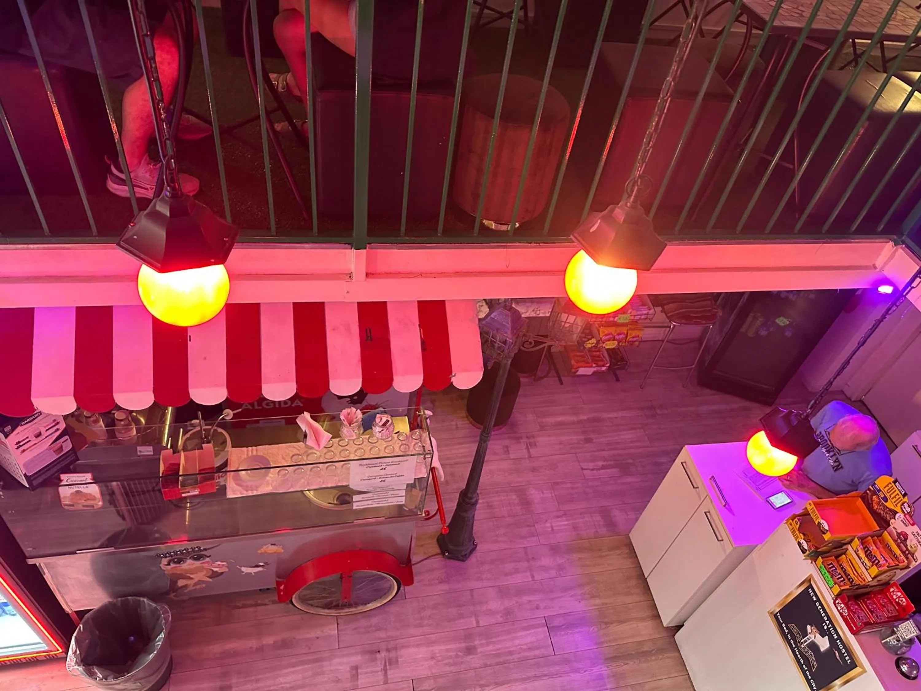 Area and facilities in NEW GENERATION HOSTEL Milan center