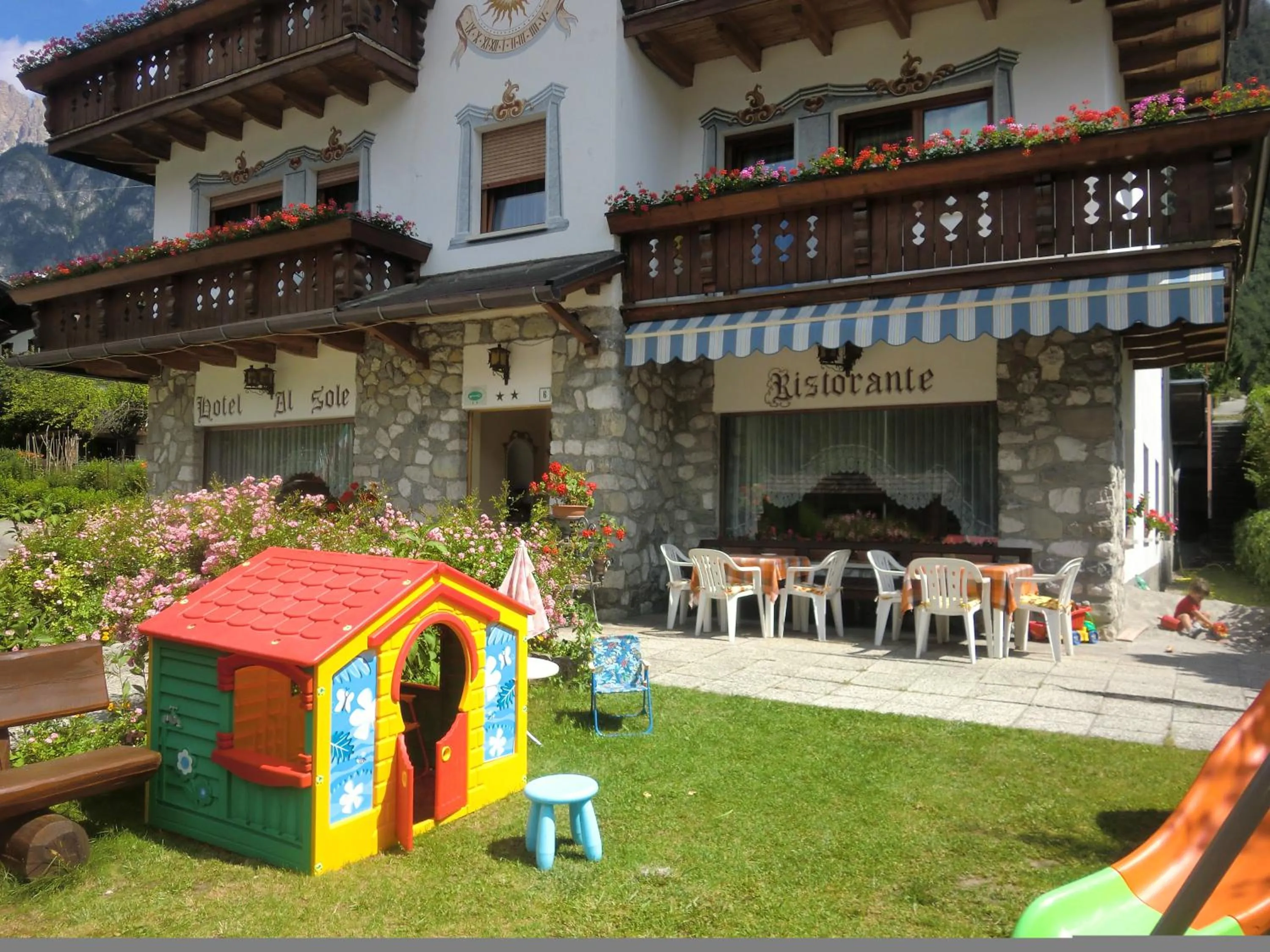 Children play ground in Hotel al Sole
