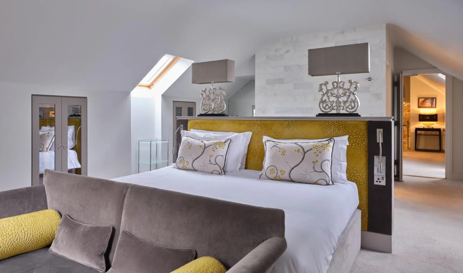 Bedroom, Bed in The Mole Resort - Hotel rooms