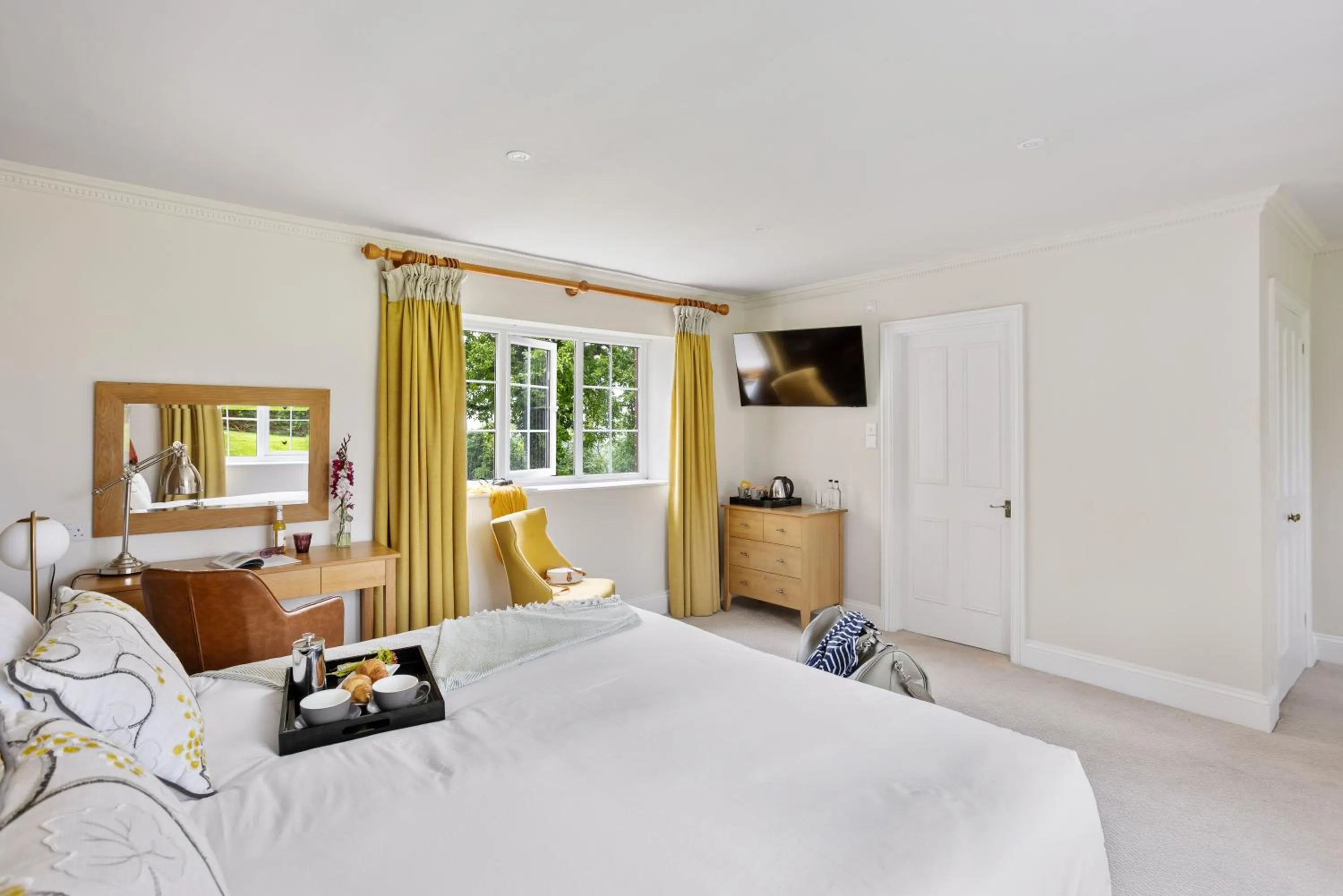 Bedroom, Bed in The Mole Resort - Hotel rooms