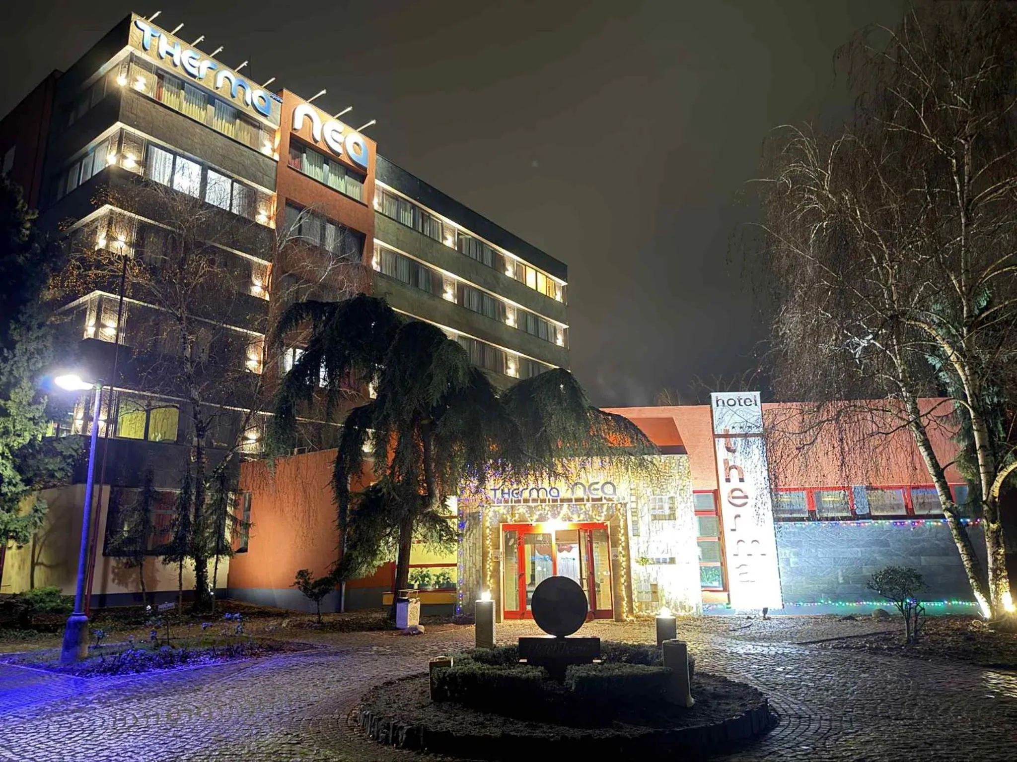 Property building in Therma Nea Dunajská Streda