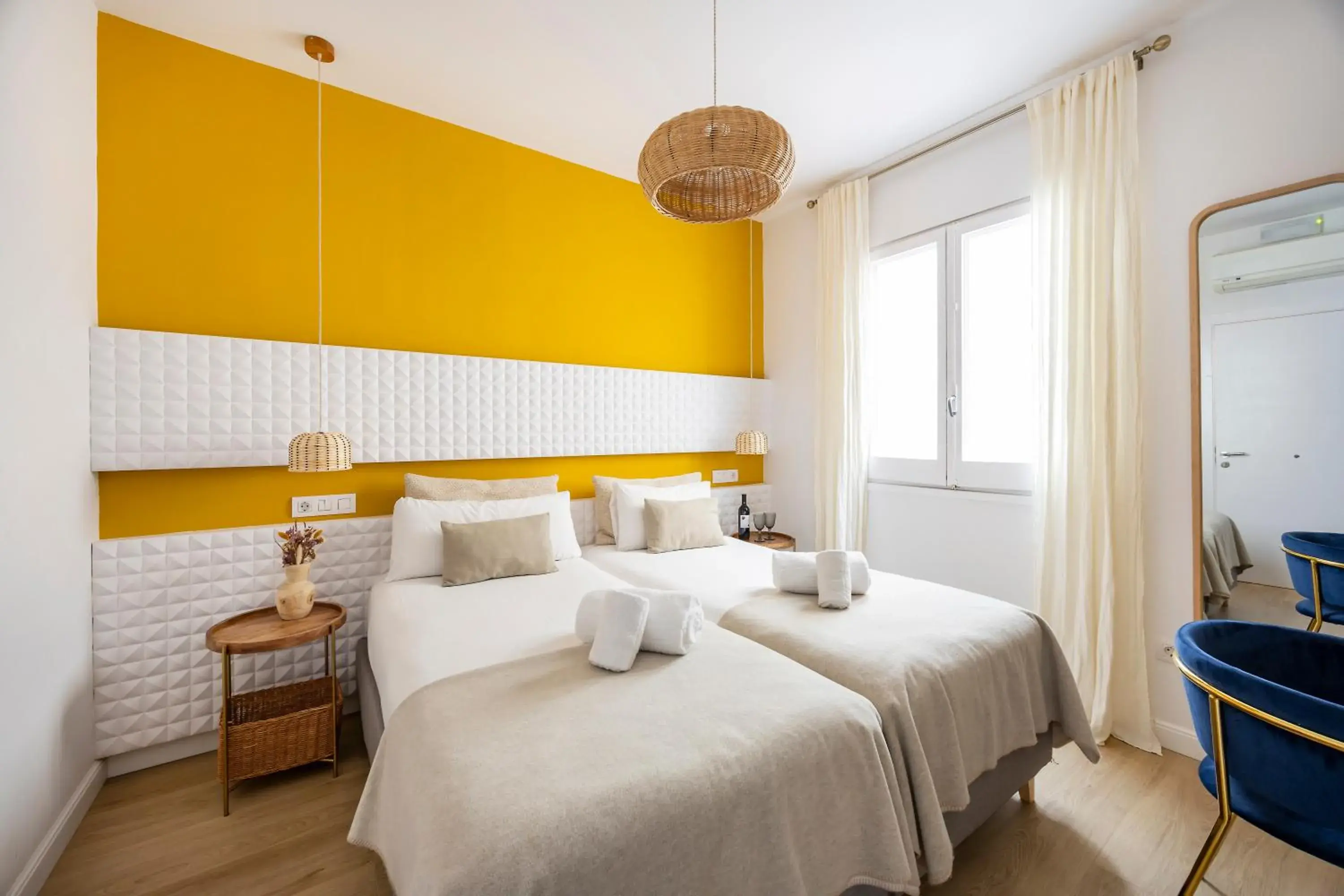 Standard Twin Room in Hostal Barcelona Centro Standard Twin Room in Hostal Barcelona Centro