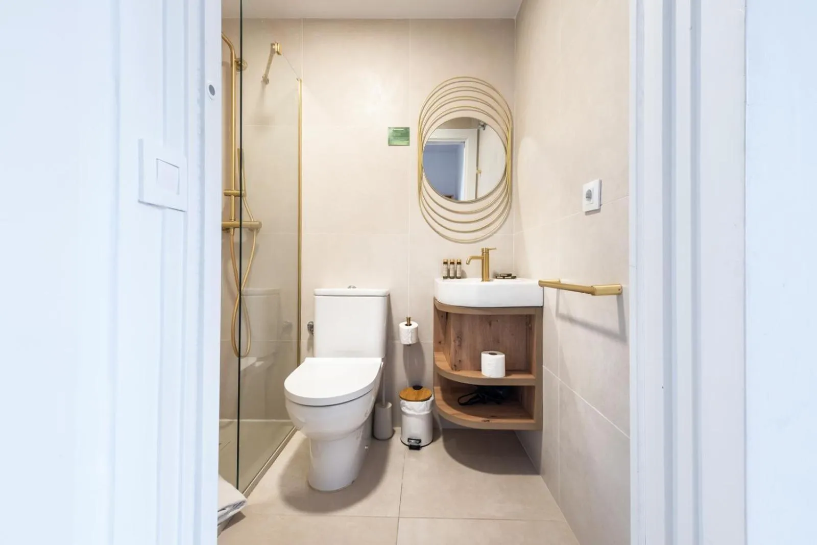 Bathroom in Hostal Barcelona Centro