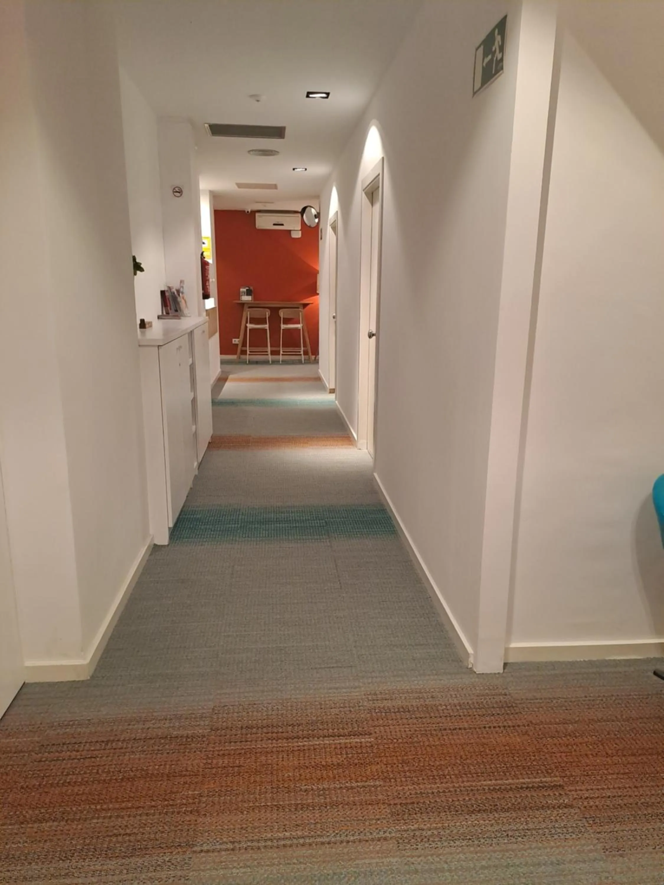 Property building in Hostal Barcelona Centro