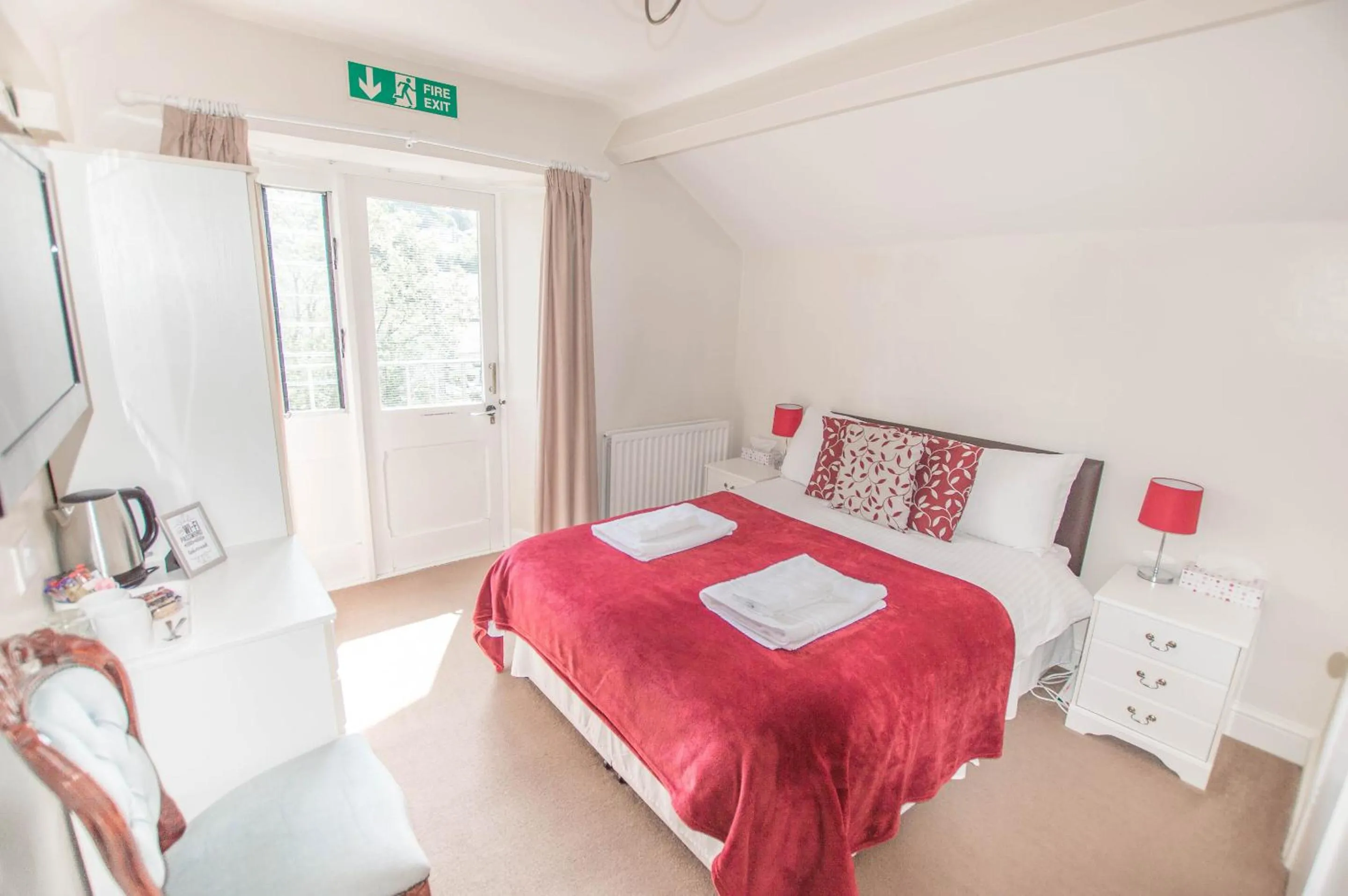 Bedroom, Bed in Elim Bank Guest House