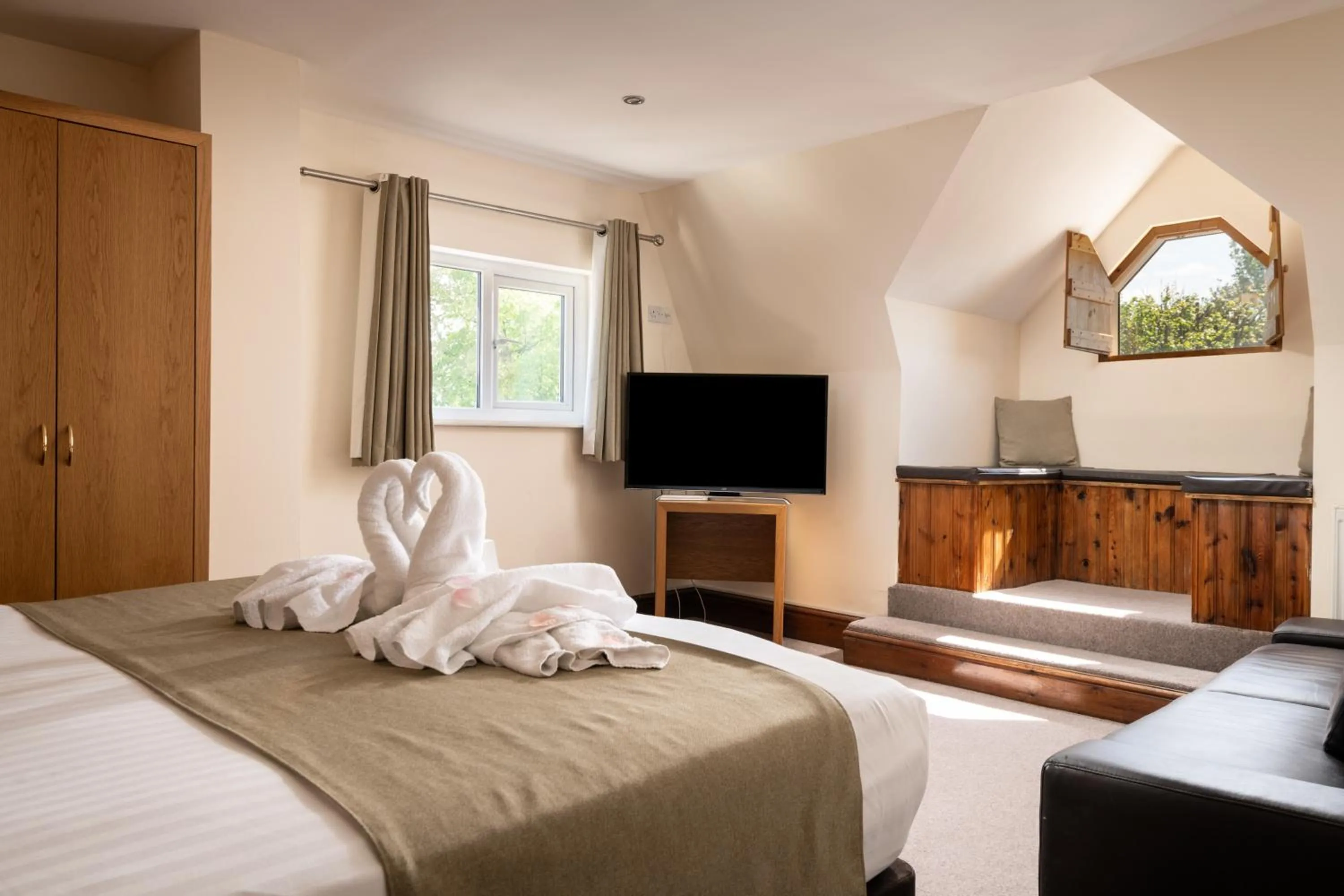 Bed in The Cathedral Hotel