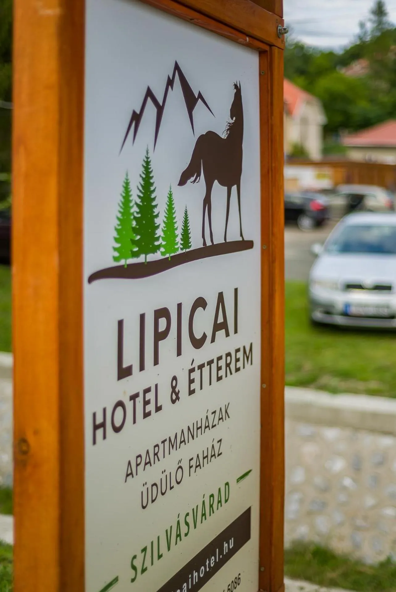 Property logo or sign in Lipicai Hotel és Étterem