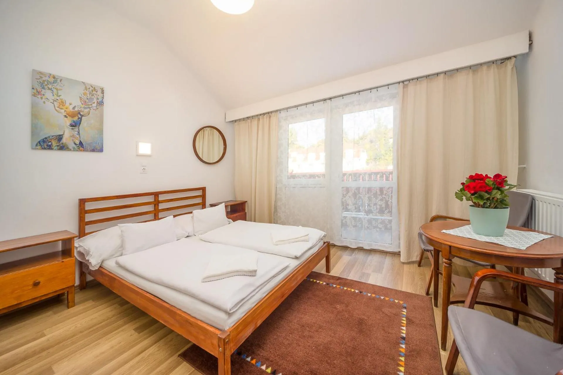 Photo of the whole room, Bed in Lipicai Hotel és Étterem