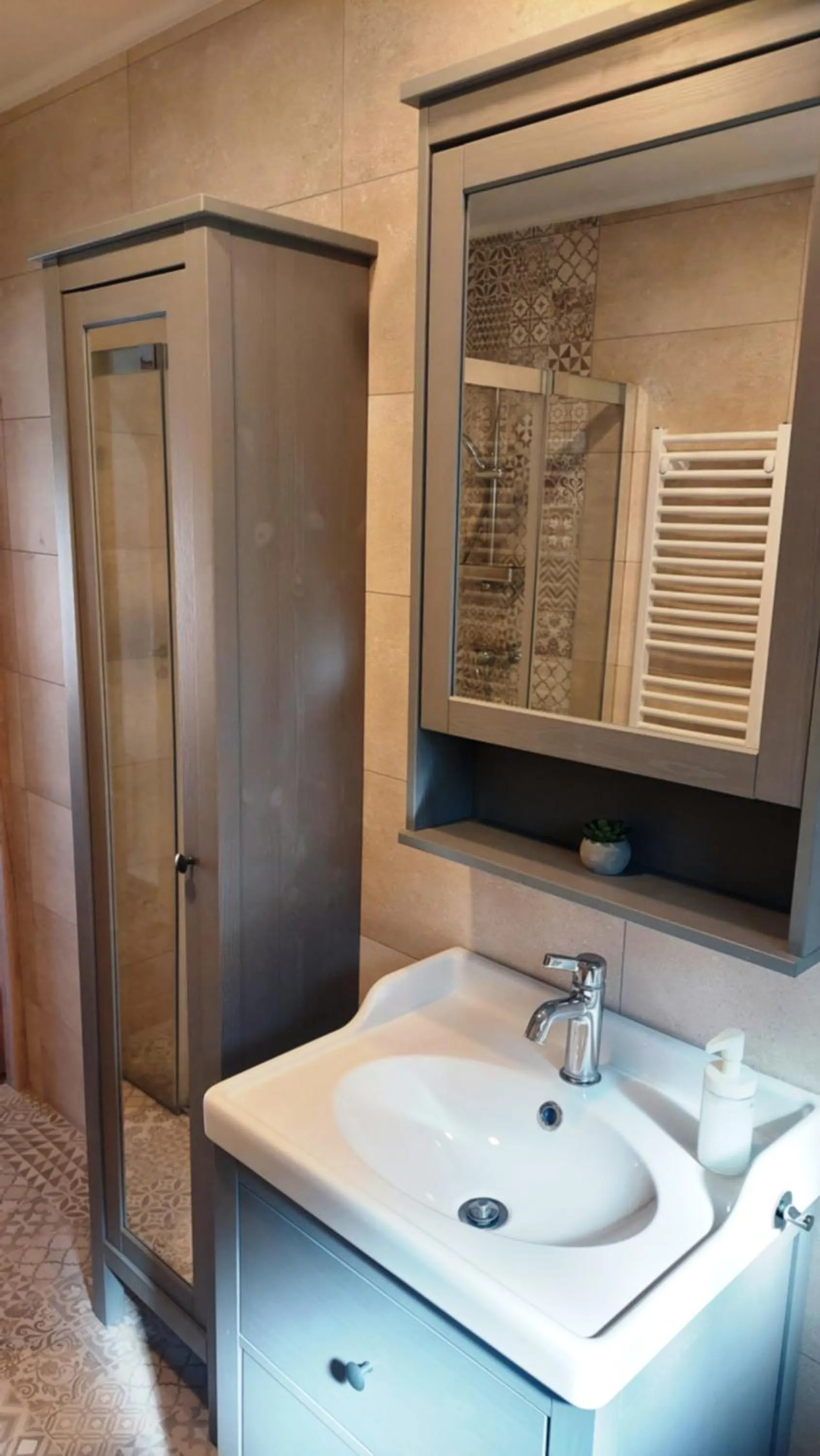 Bathroom in Lipicai Hotel és Étterem
