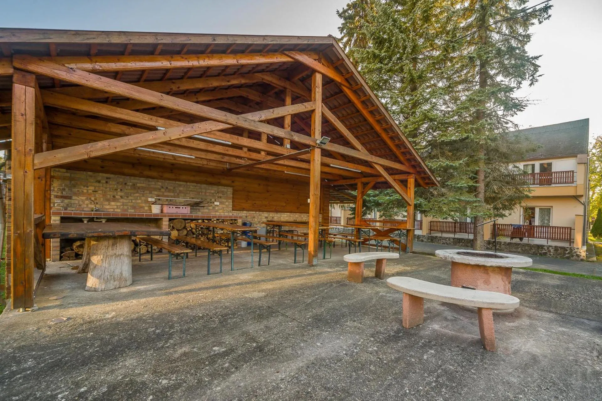 BBQ facilities in Lipicai Hotel és Étterem