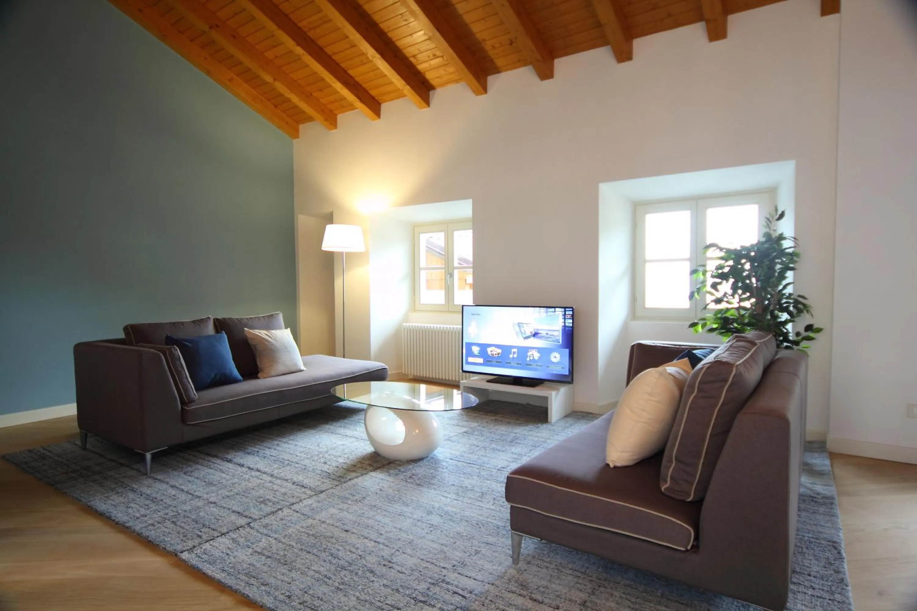 Verbania - Luxury Italy Apartments