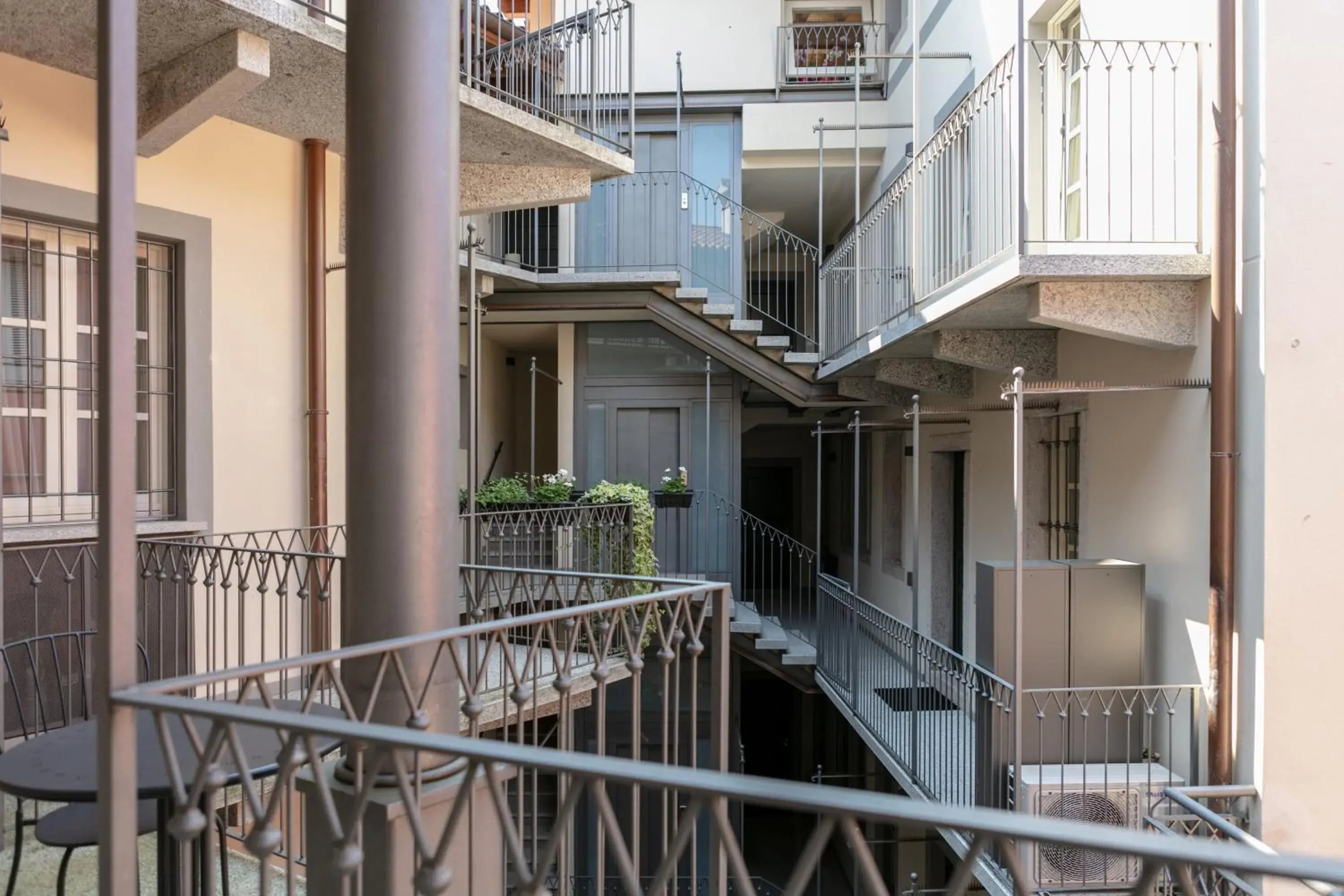 Two-Bedroom House in Verbania - Luxury Italy Apartments Two-Bedroom House in Verbania - Luxury Italy Apartments