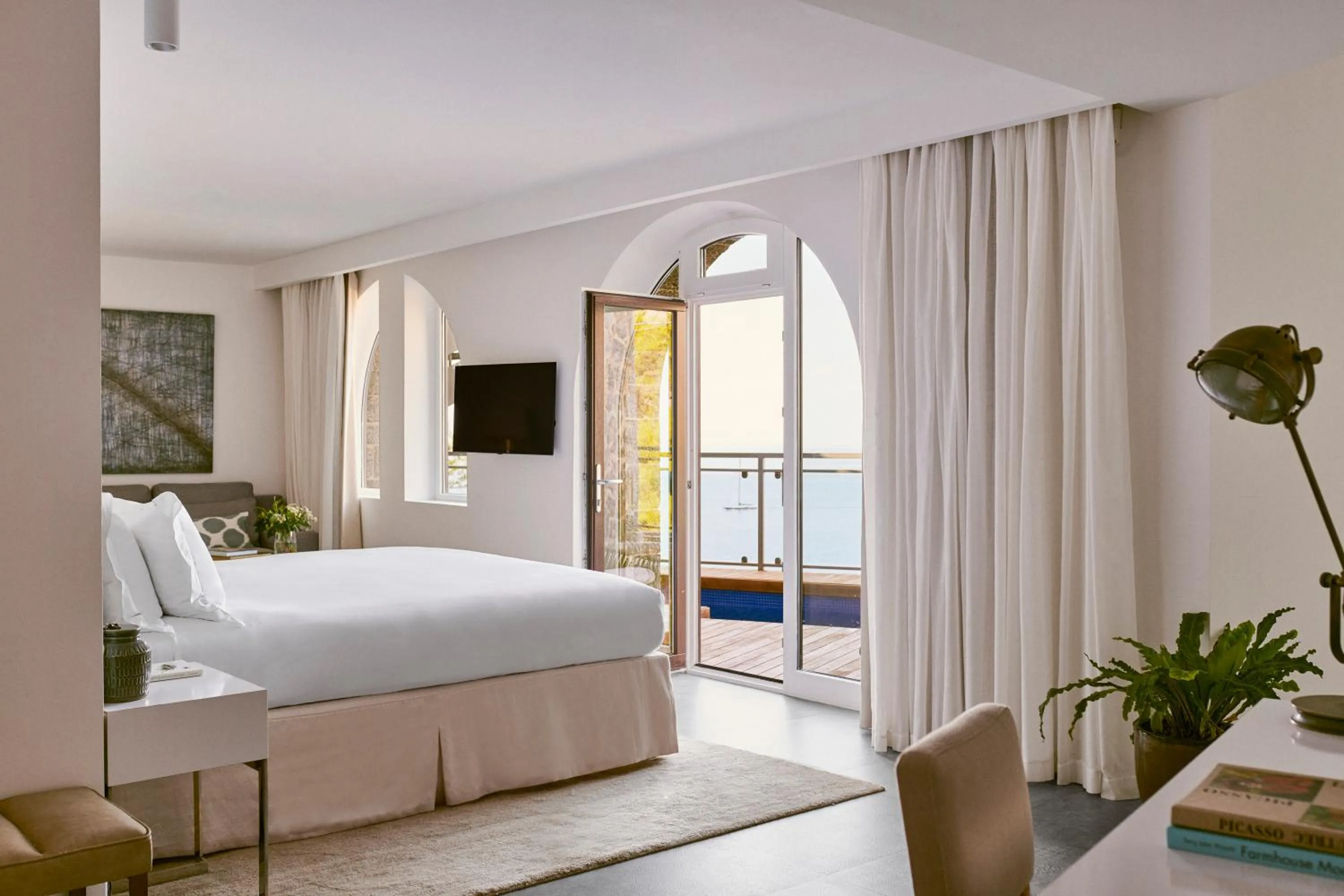 Bed in Jumeirah Mallorca