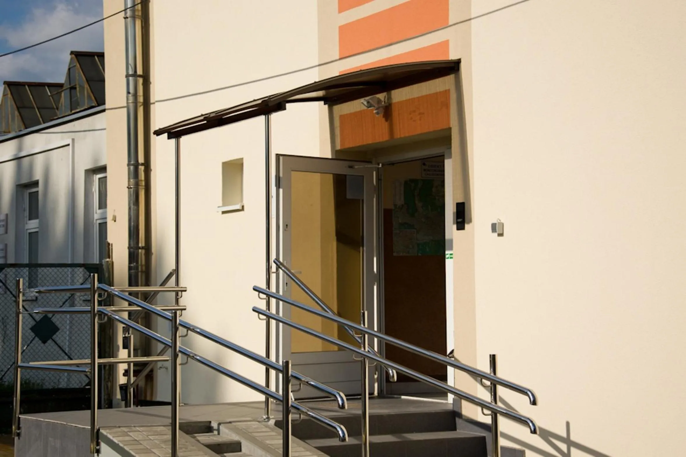 Facade/entrance in Hotel Elda 2