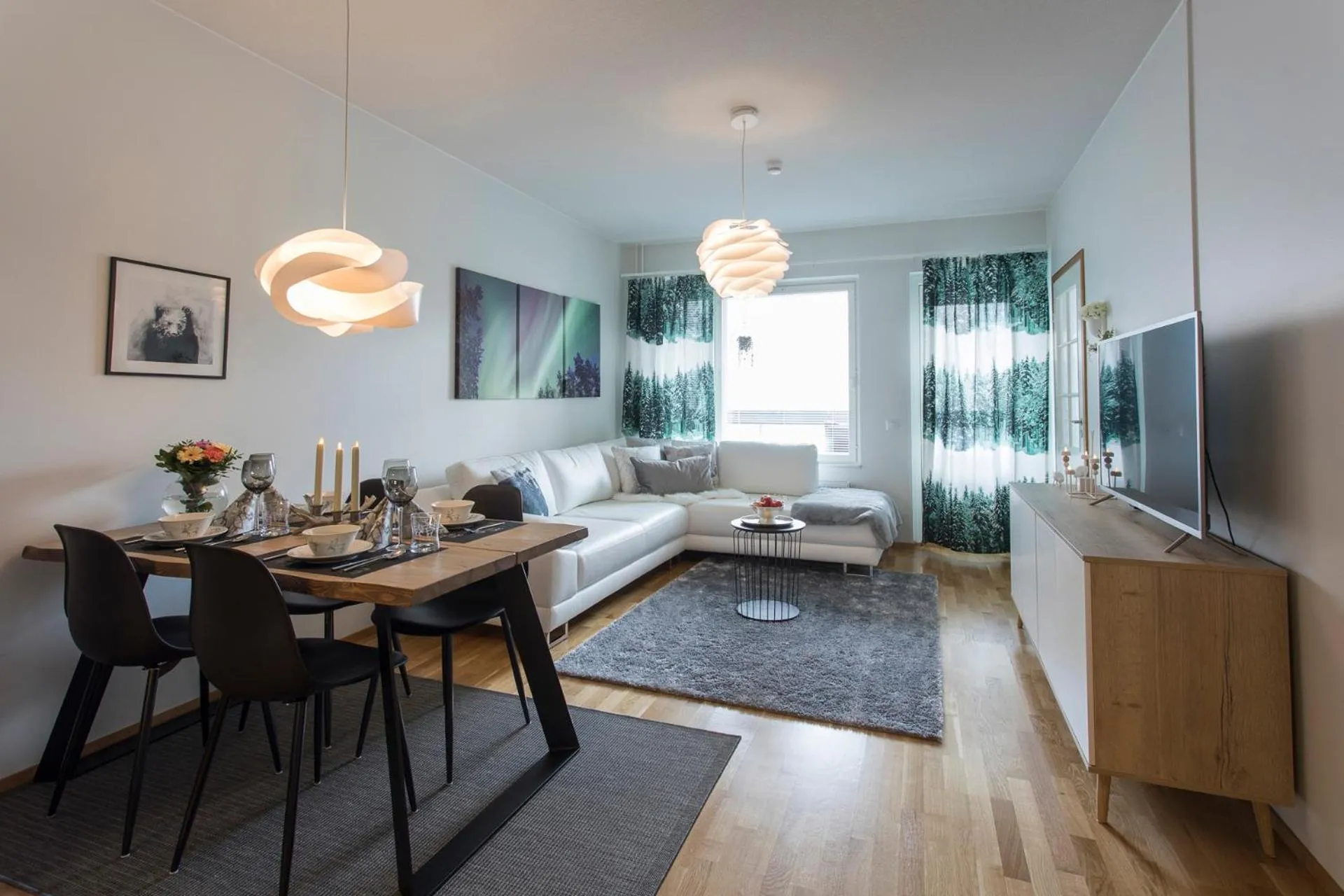 Bed in Vasko luxurious suites, Nouka