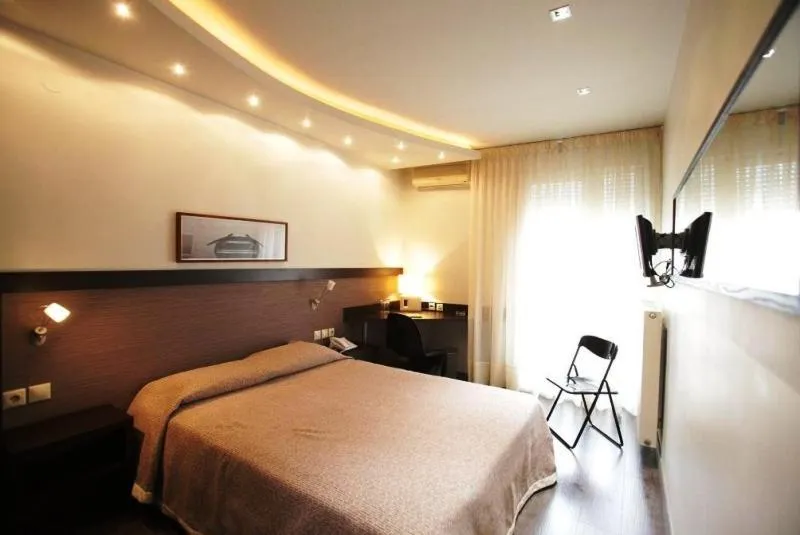 Bed in Aliakmon Hotel