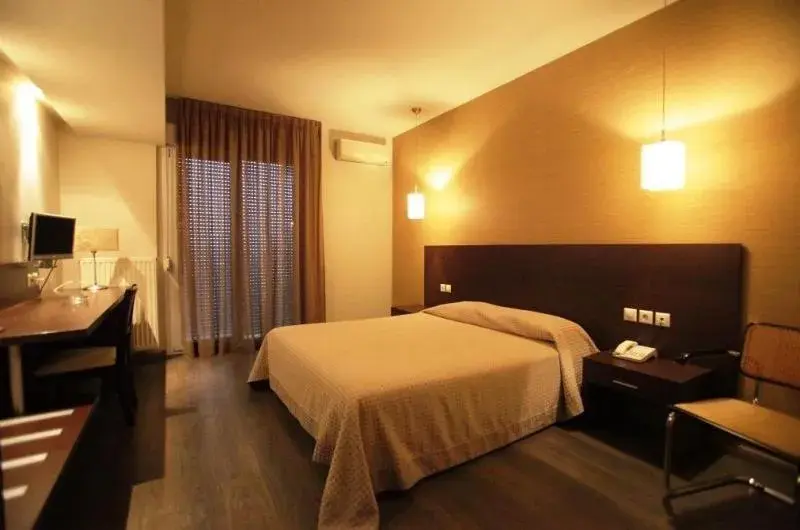 Superior Double or Twin Room in Aliakmon Hotel Superior Double or Twin Room in Aliakmon Hotel