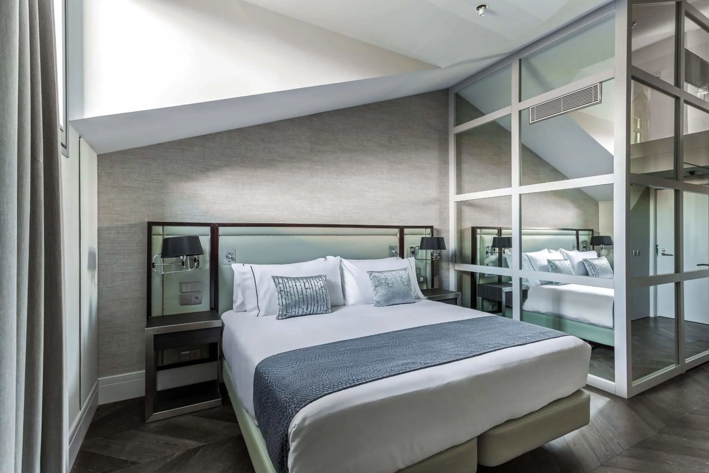 Bed in Room Mate Collection Gorka, San Sebastián