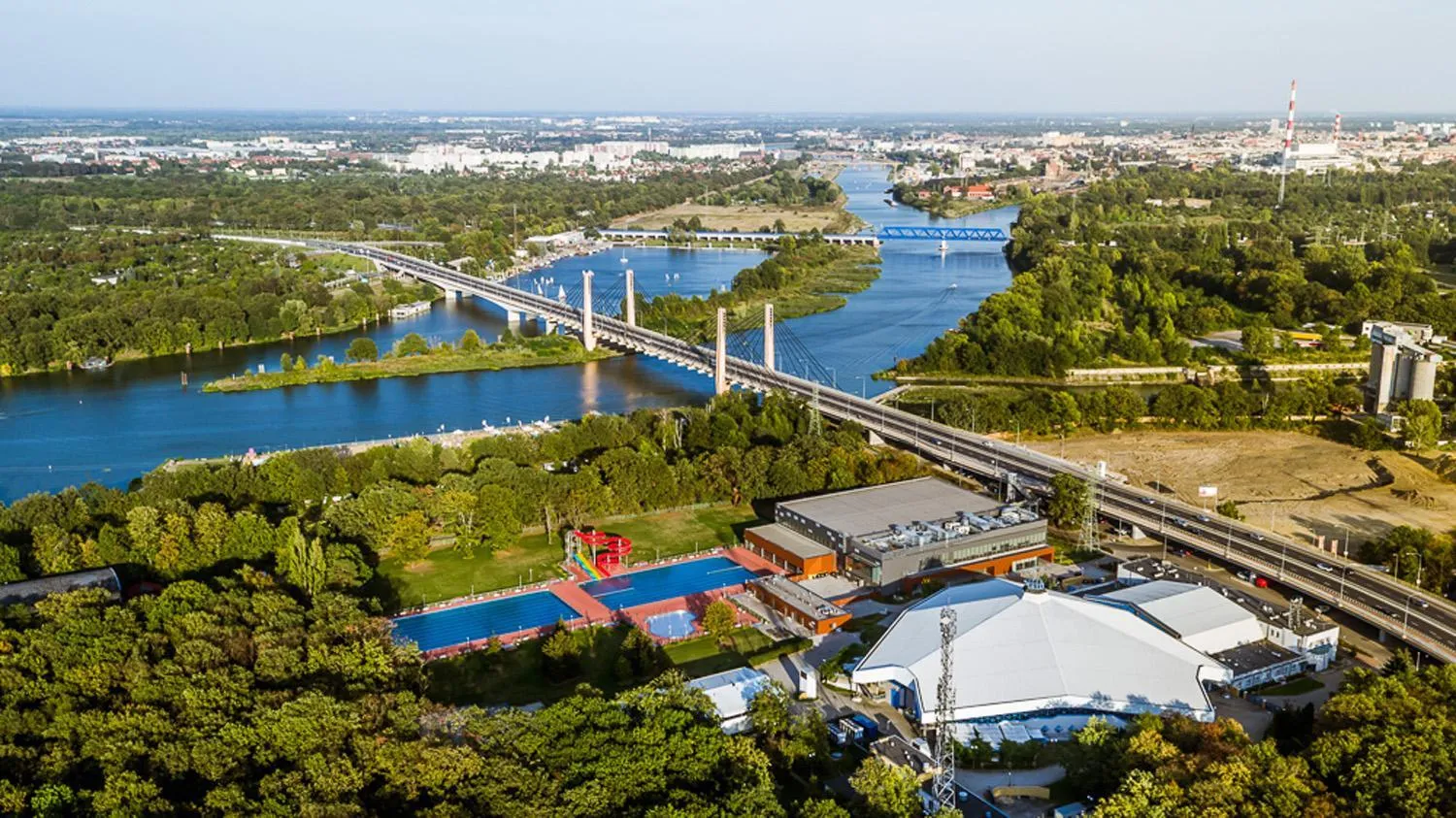 Property building in Hotel Orbita