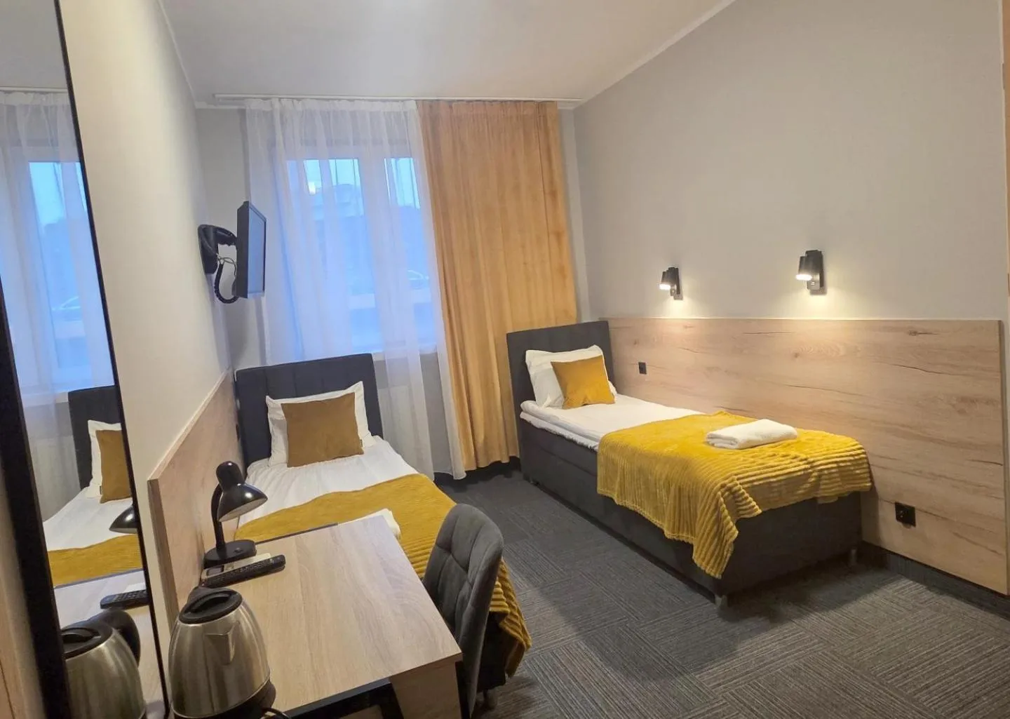 TV and multimedia, Bed in Hotel Orbita