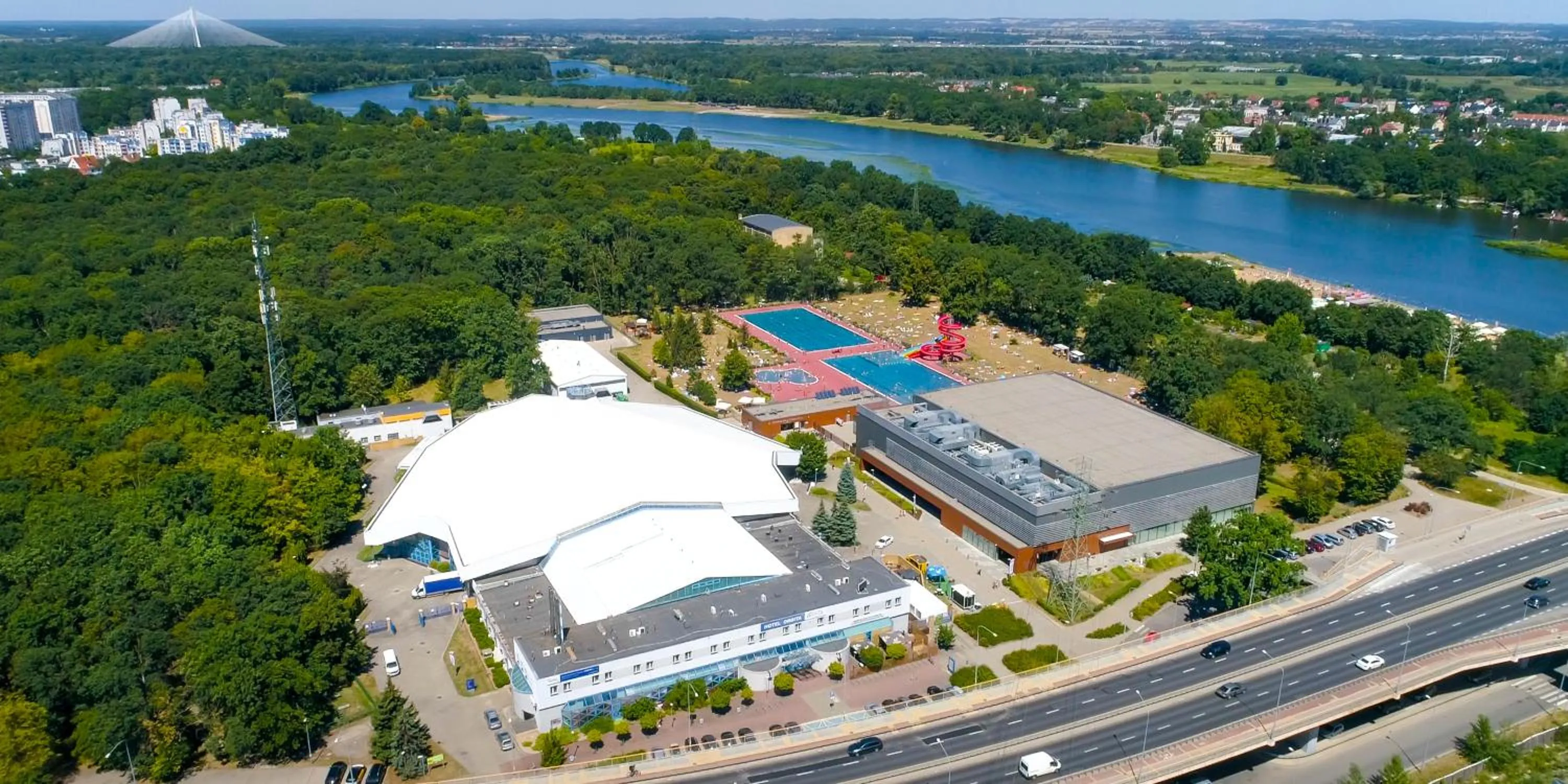 Property building in Hotel Orbita