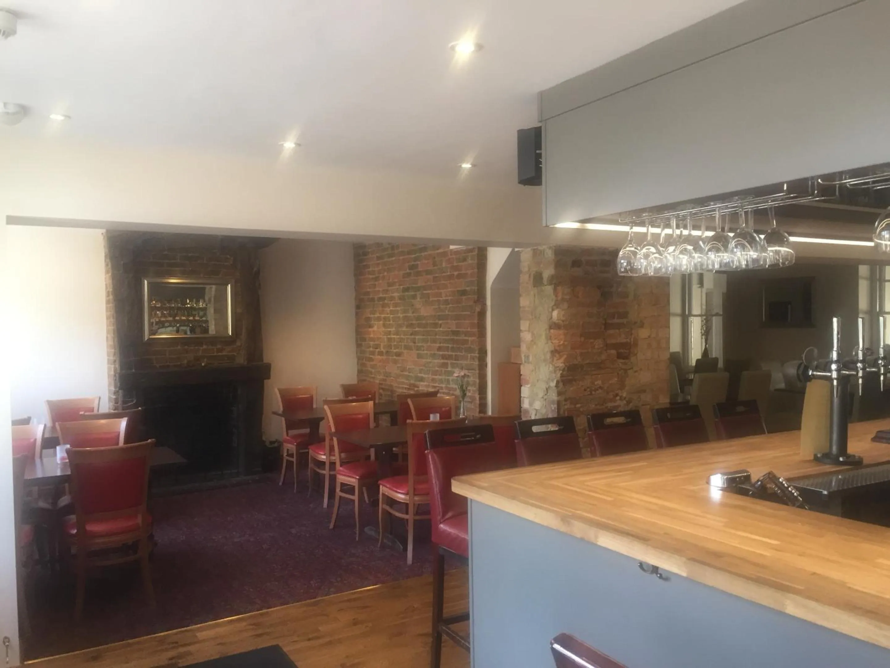 Lounge or bar in The Castle Inn Hotel Bramber