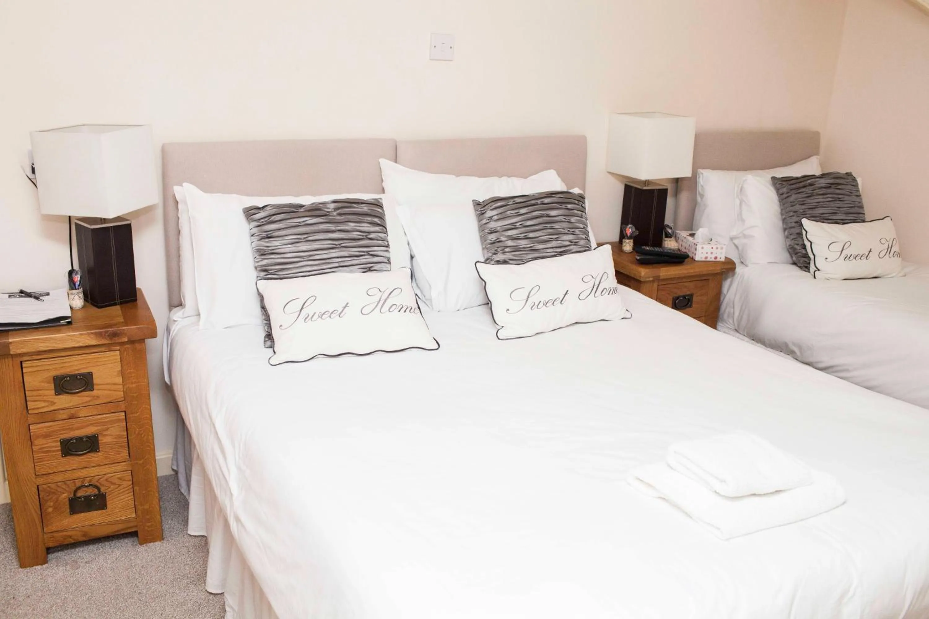 Bedroom in The Castle Inn Hotel Bramber