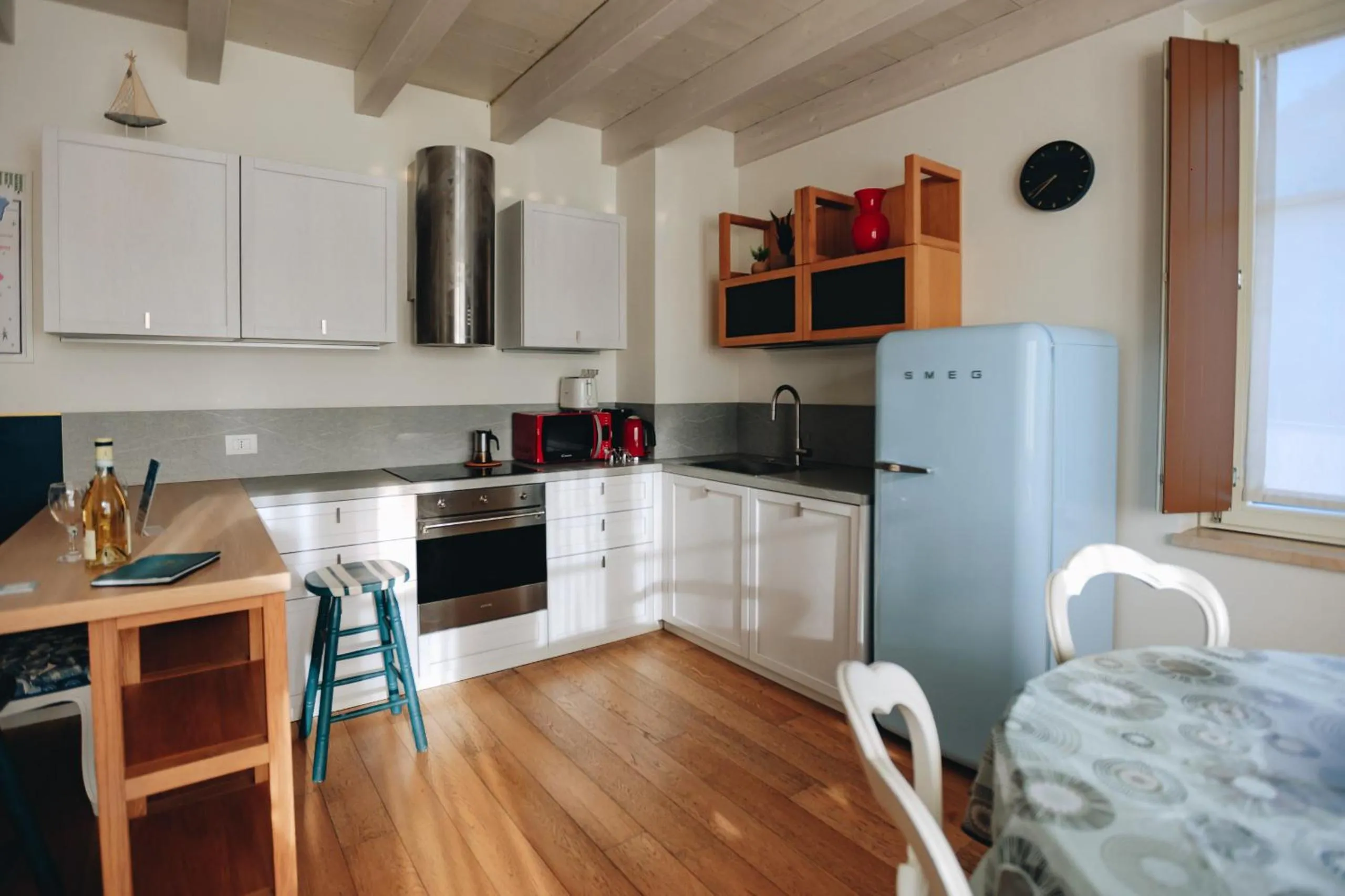 Kitchen or kitchenette in Ponte dei Voltoni Apartment