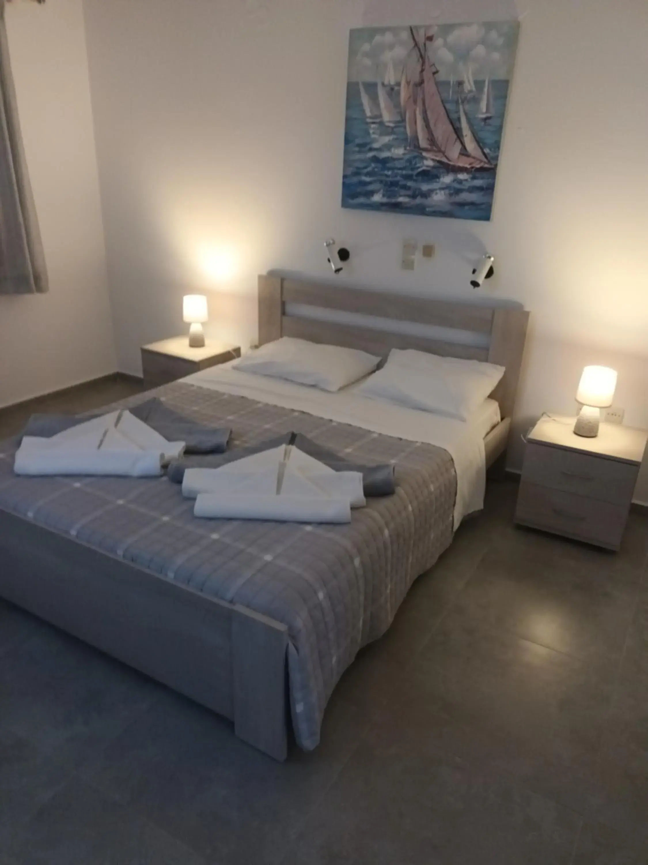 Deluxe One-Bedroom Apartment with Ocean View in Holidays in Paros Deluxe One-Bedroom Apartment with Ocean View in Holidays in Paros