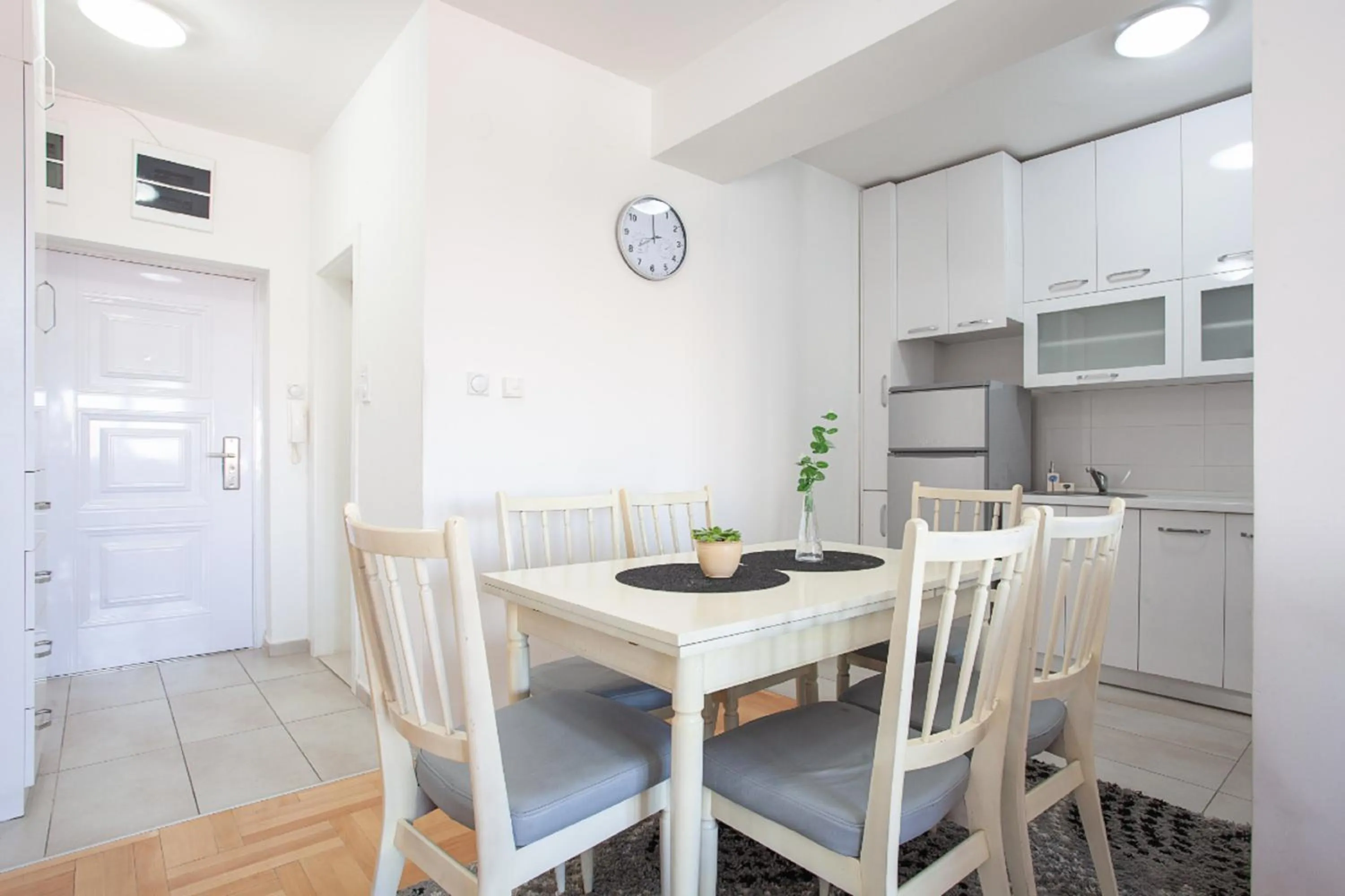 Dining area in Urban Hostel & Apartments