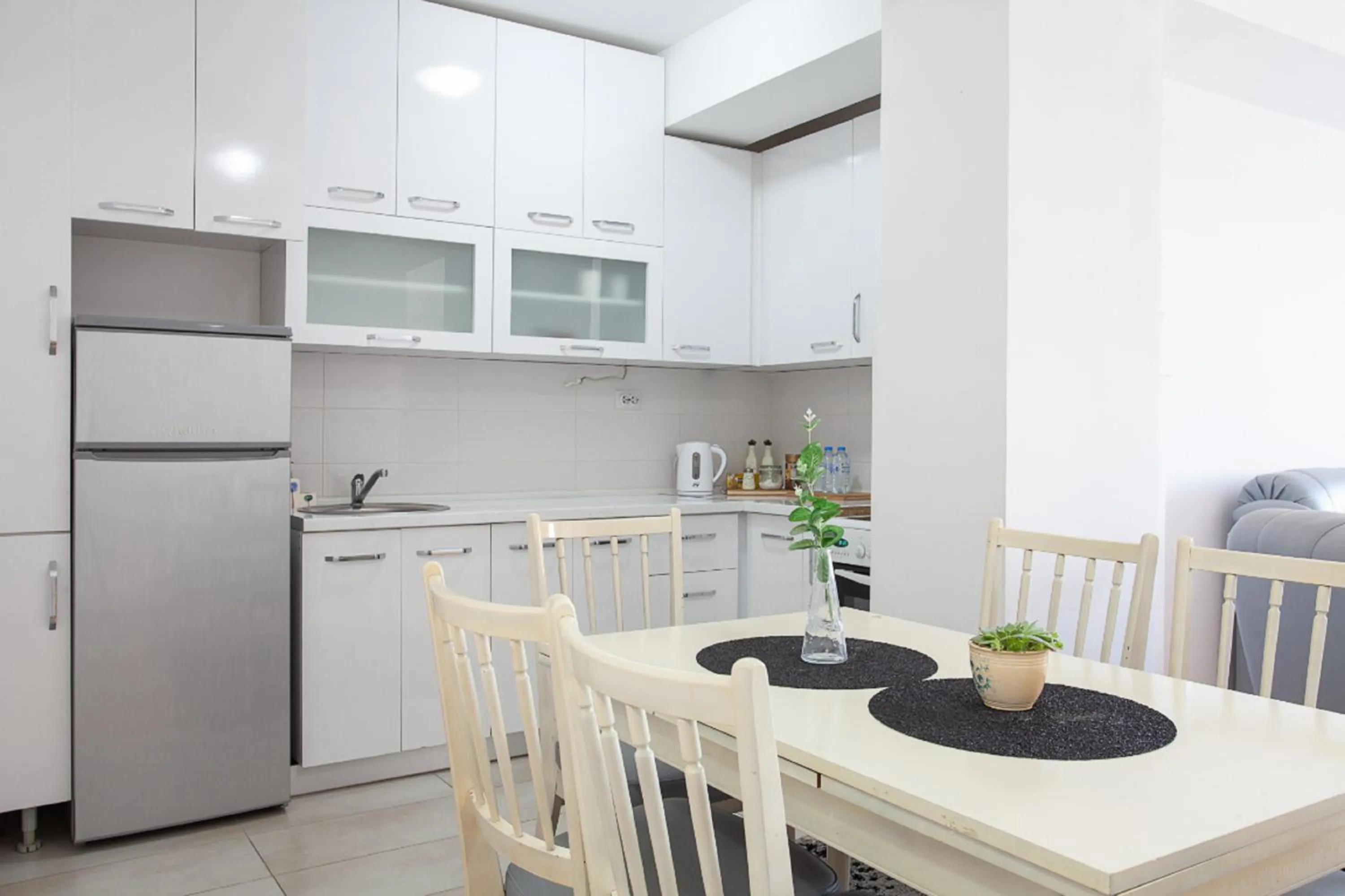 Dining area in Urban Hostel & Apartments