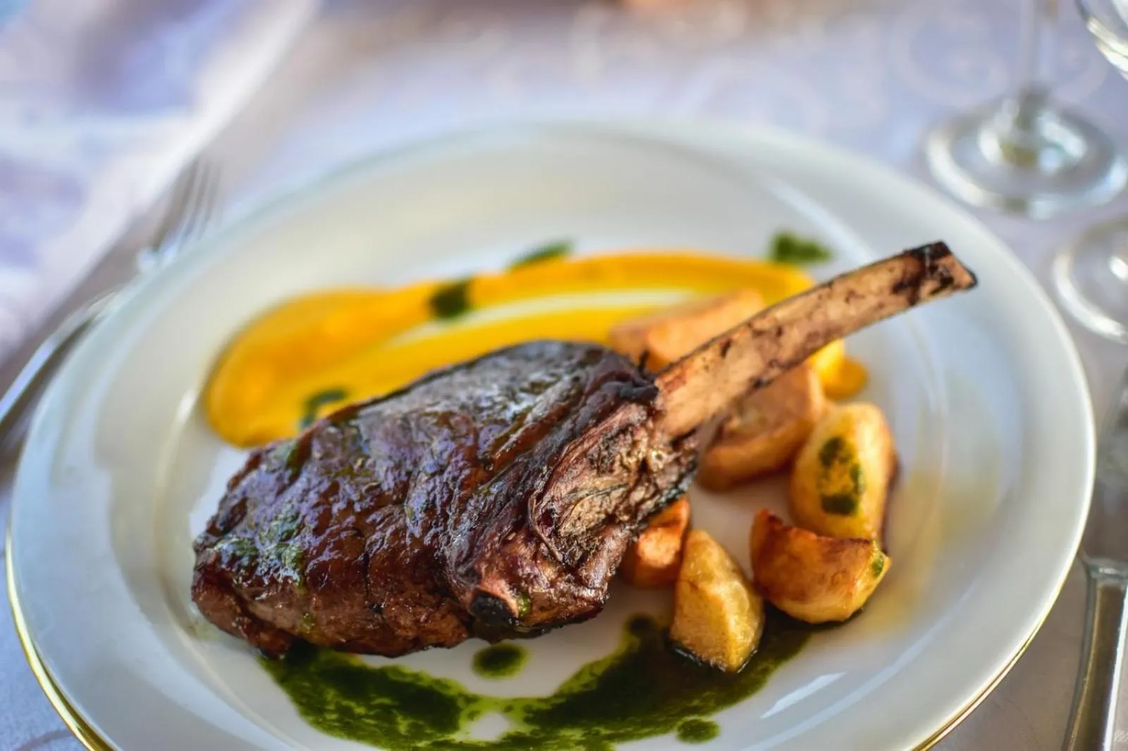 Restaurant/places to eat in Hotel Drim & SPA