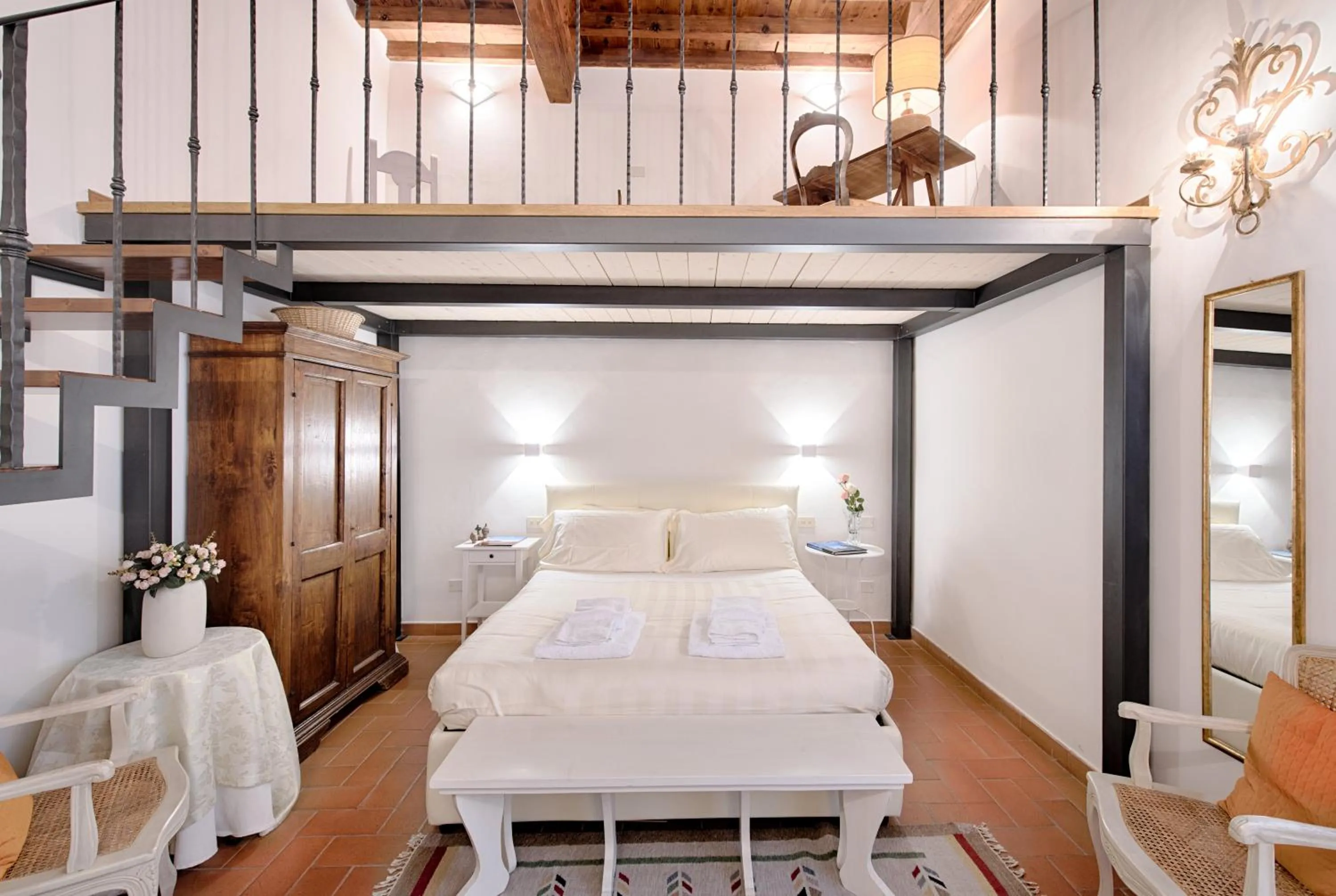 Bed in Corte al Duomo by Mmega