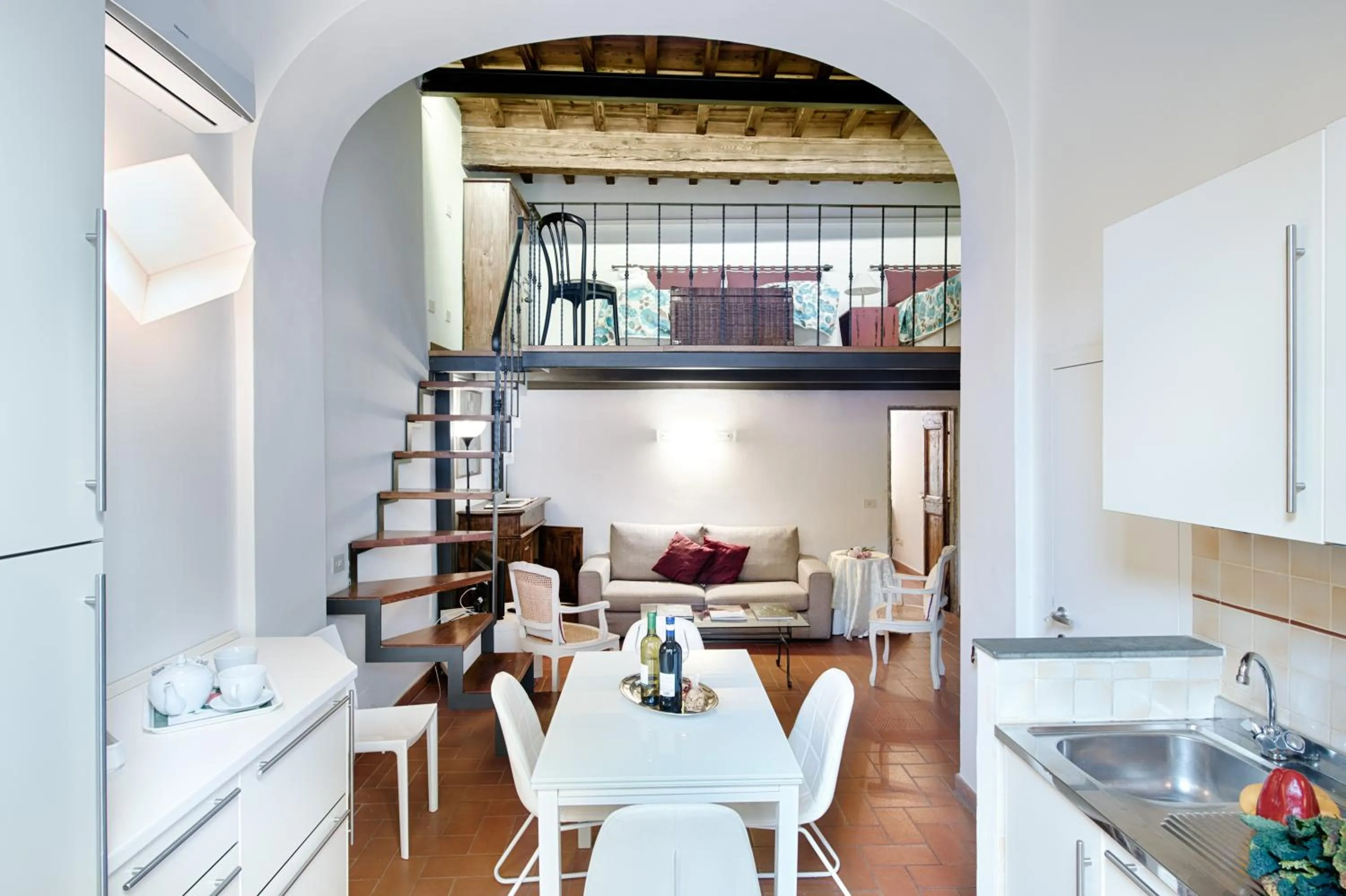 Kitchen or kitchenette in Corte al Duomo by Mmega