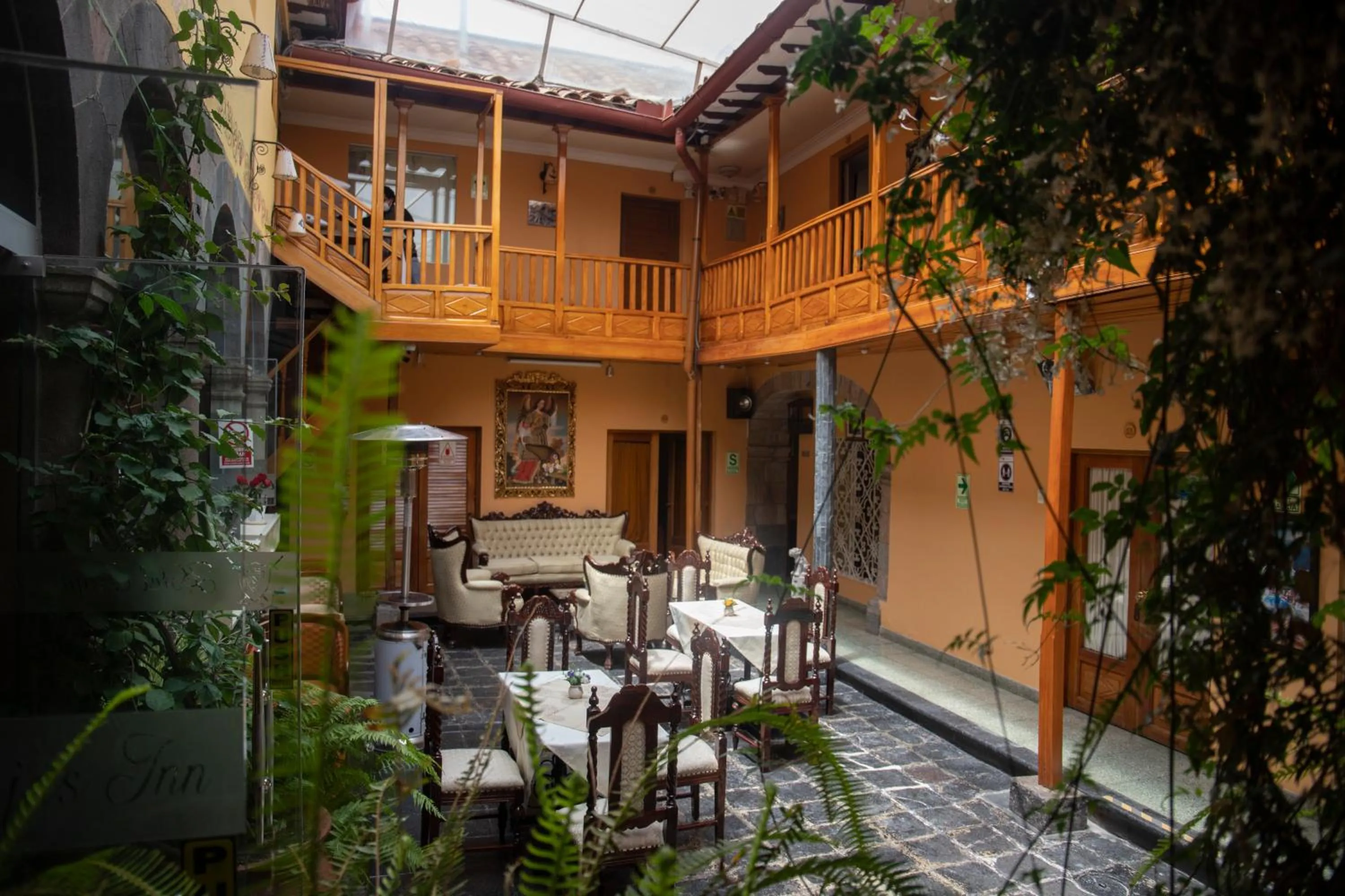 Patio in Hotel Rojas Inn