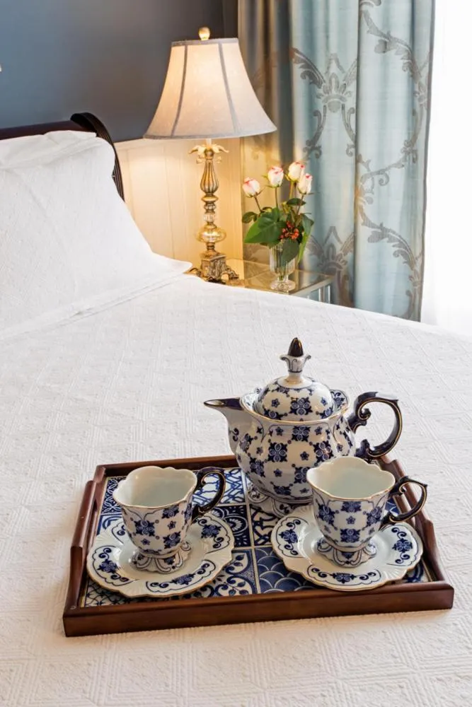 Bed in Historic Lyons House