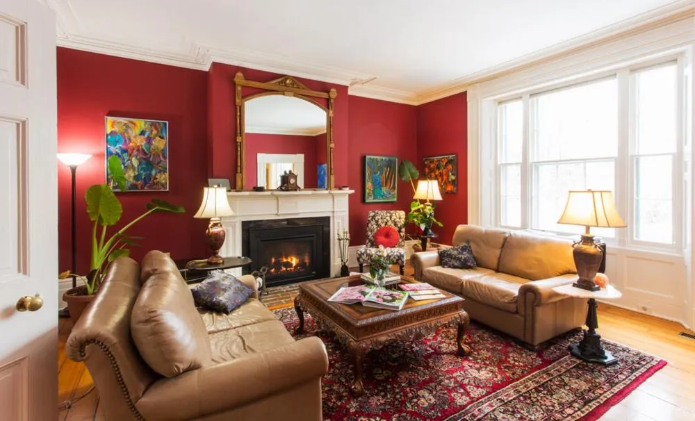 Historic Lyons House