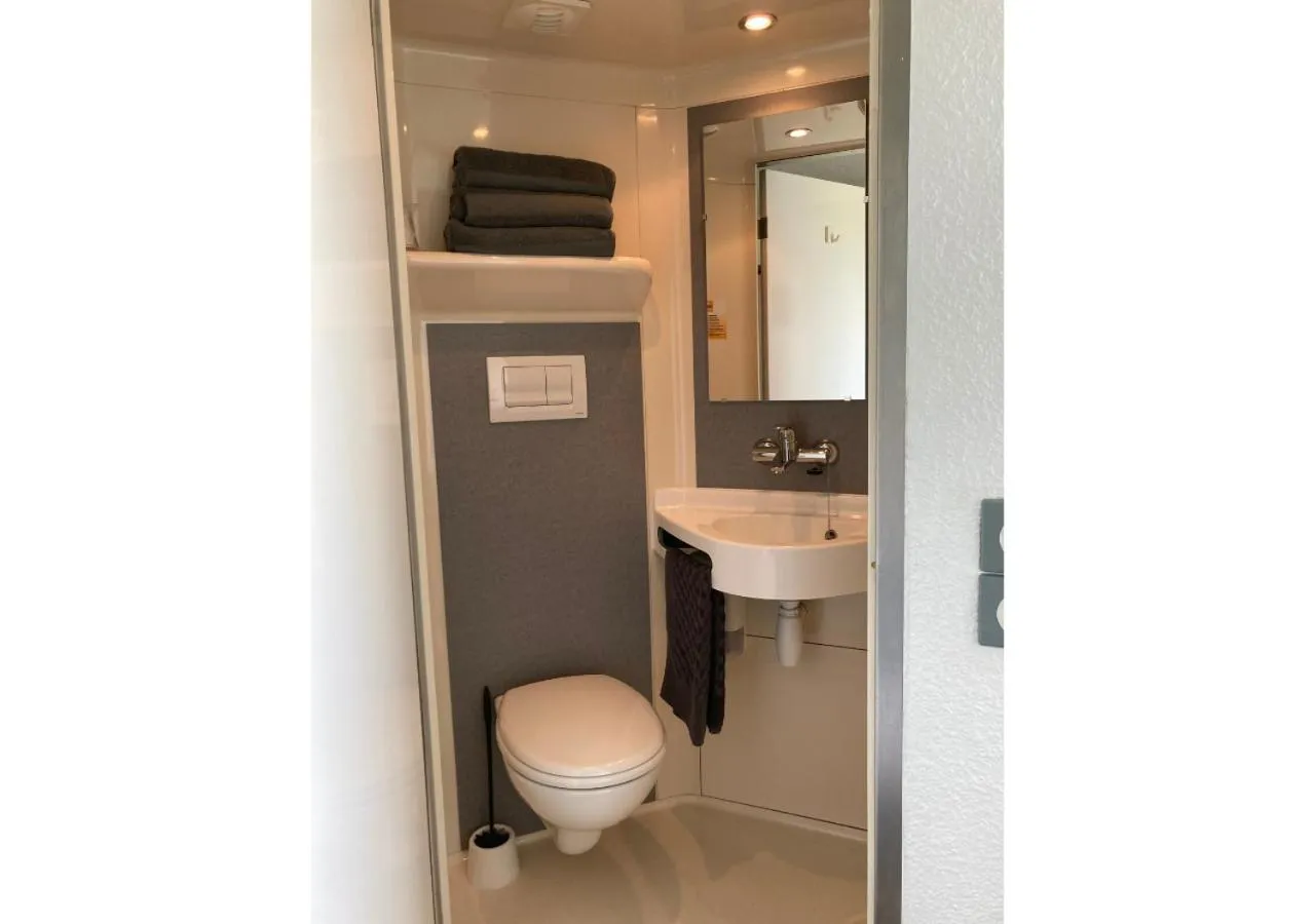 Bathroom in Première Classe La Rochelle Sud-Aytré