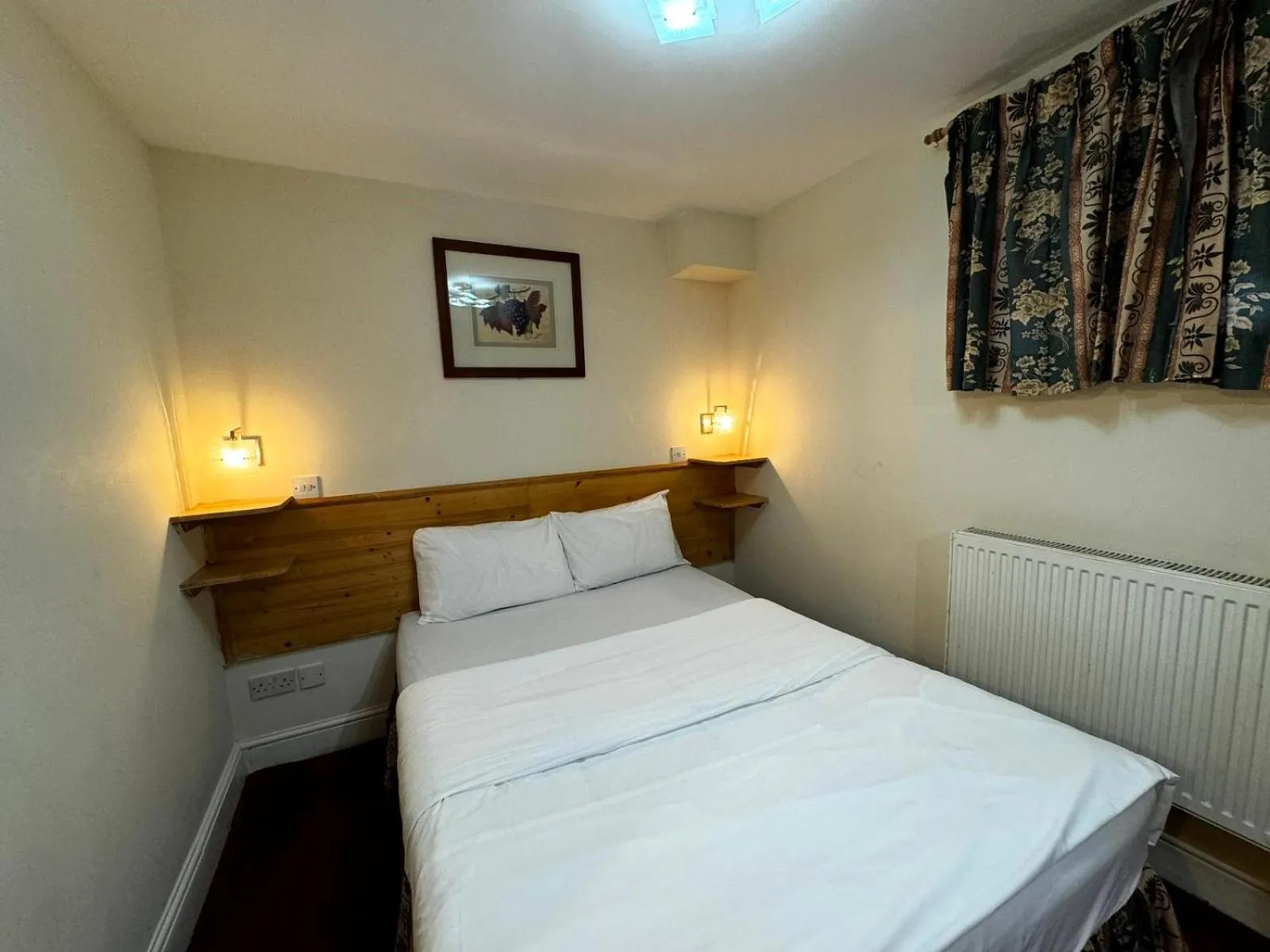 Bed in Bridge Park Hotel