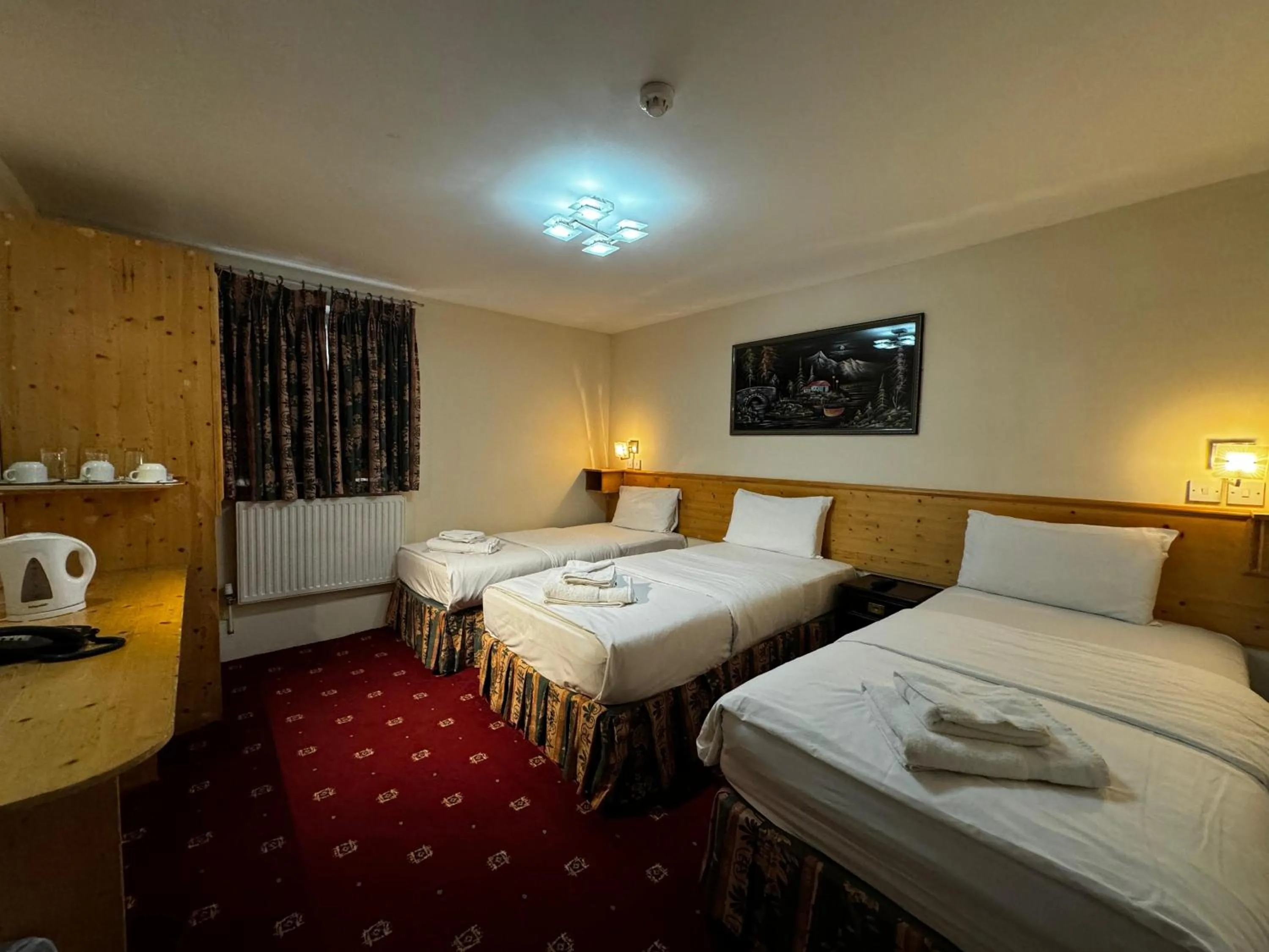 Bed in Bridge Park Hotel