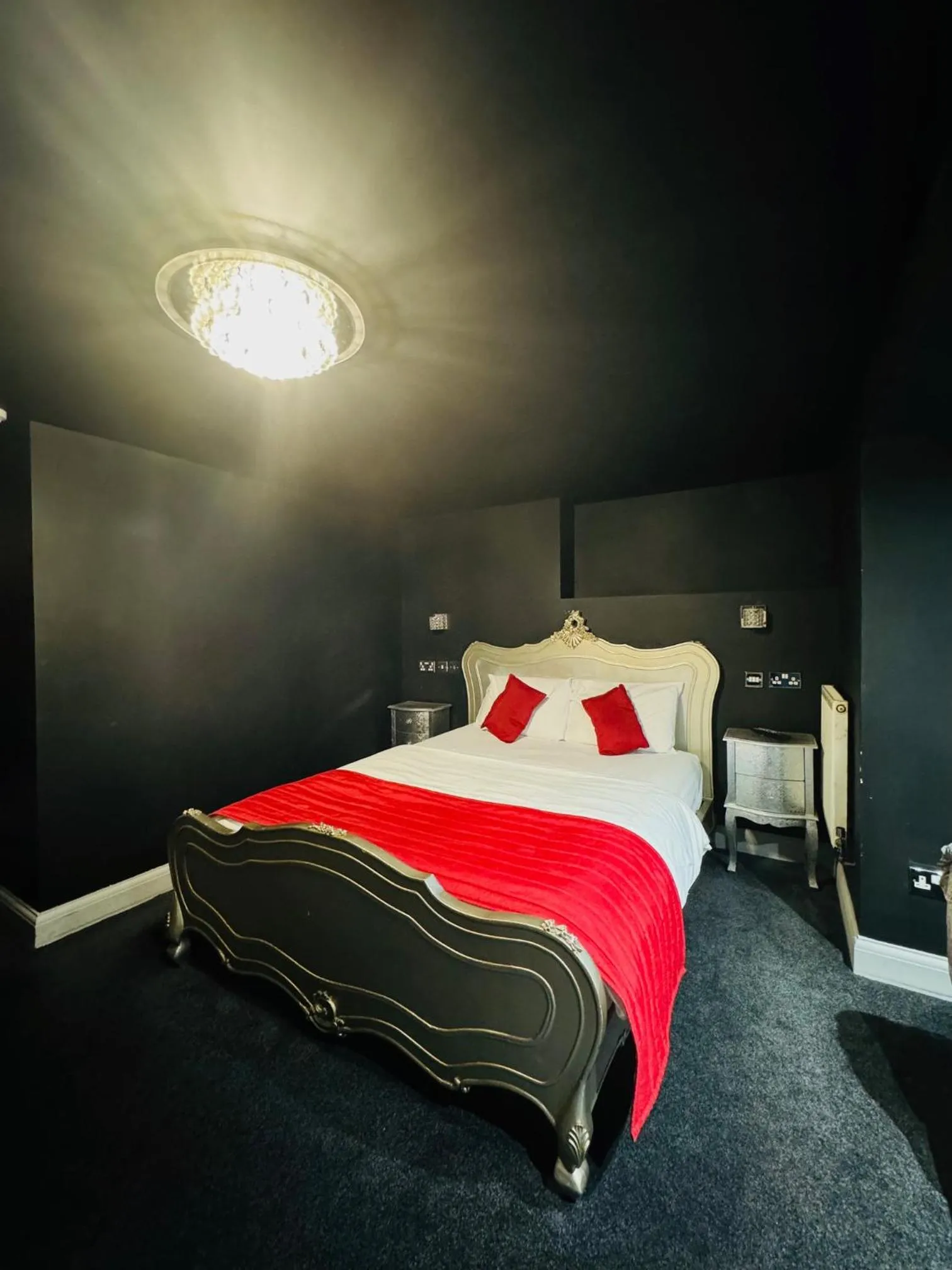 Bed in Bridge Park Hotel