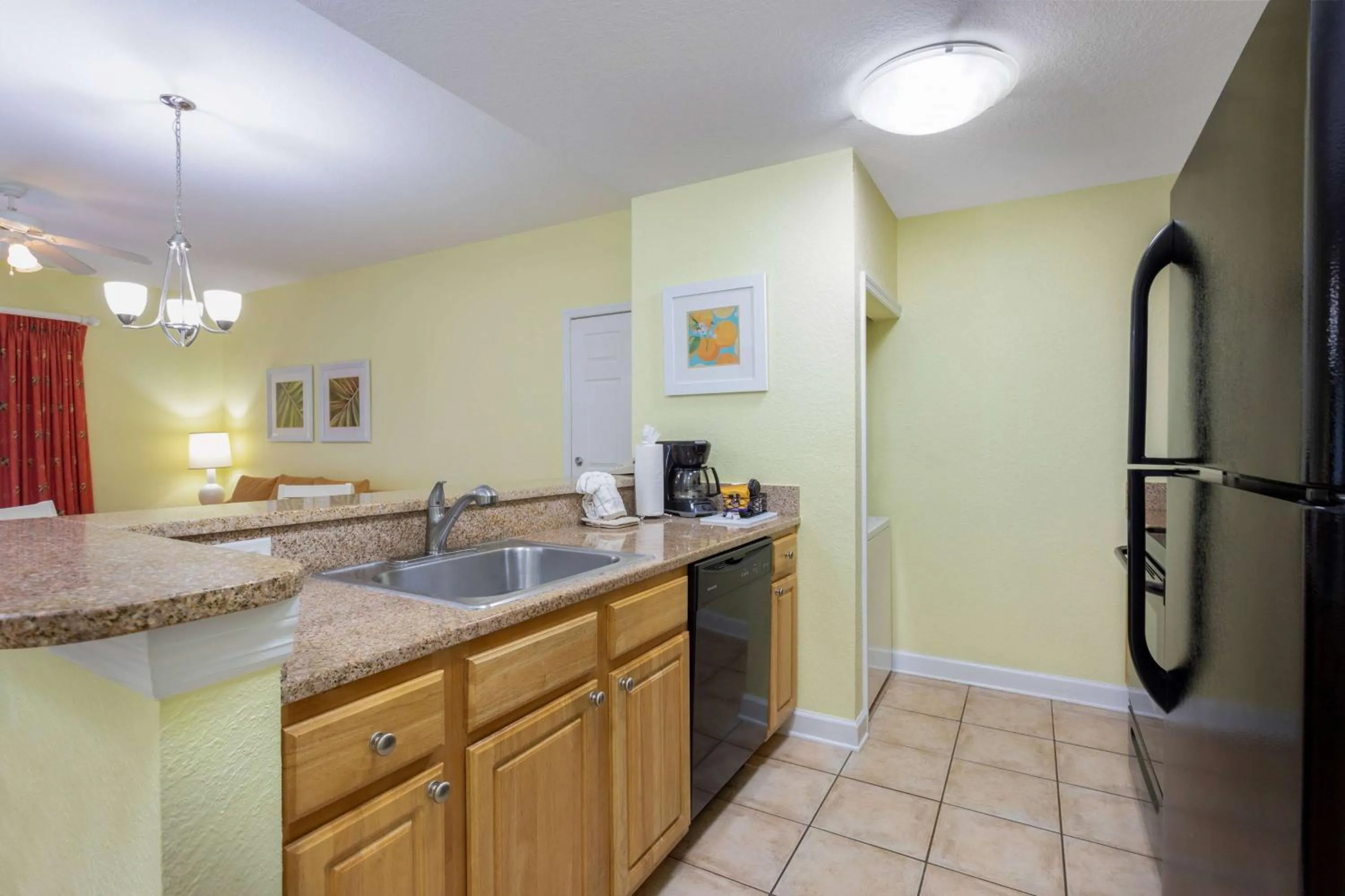 Photo of the whole room, Kitchen/Kitchenette in Festiva Orlando Resort Celebration a Ramada by Wyndham