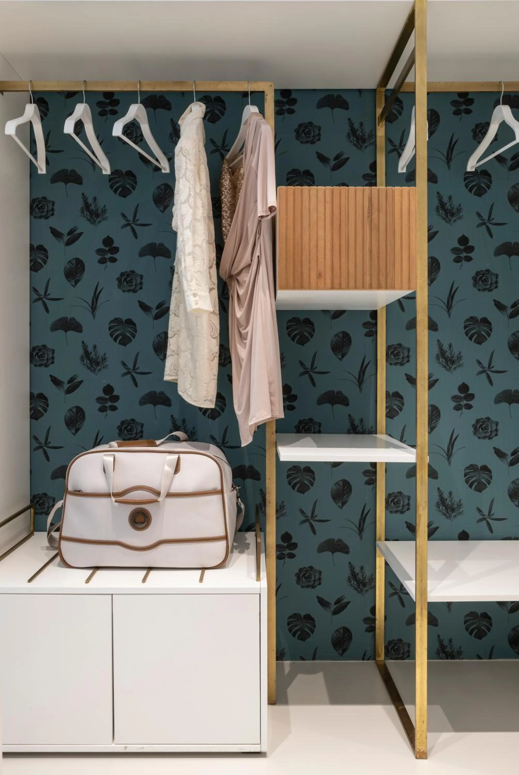 wardrobe, Bed in Horti 14 Borgo Trastevere Hotel