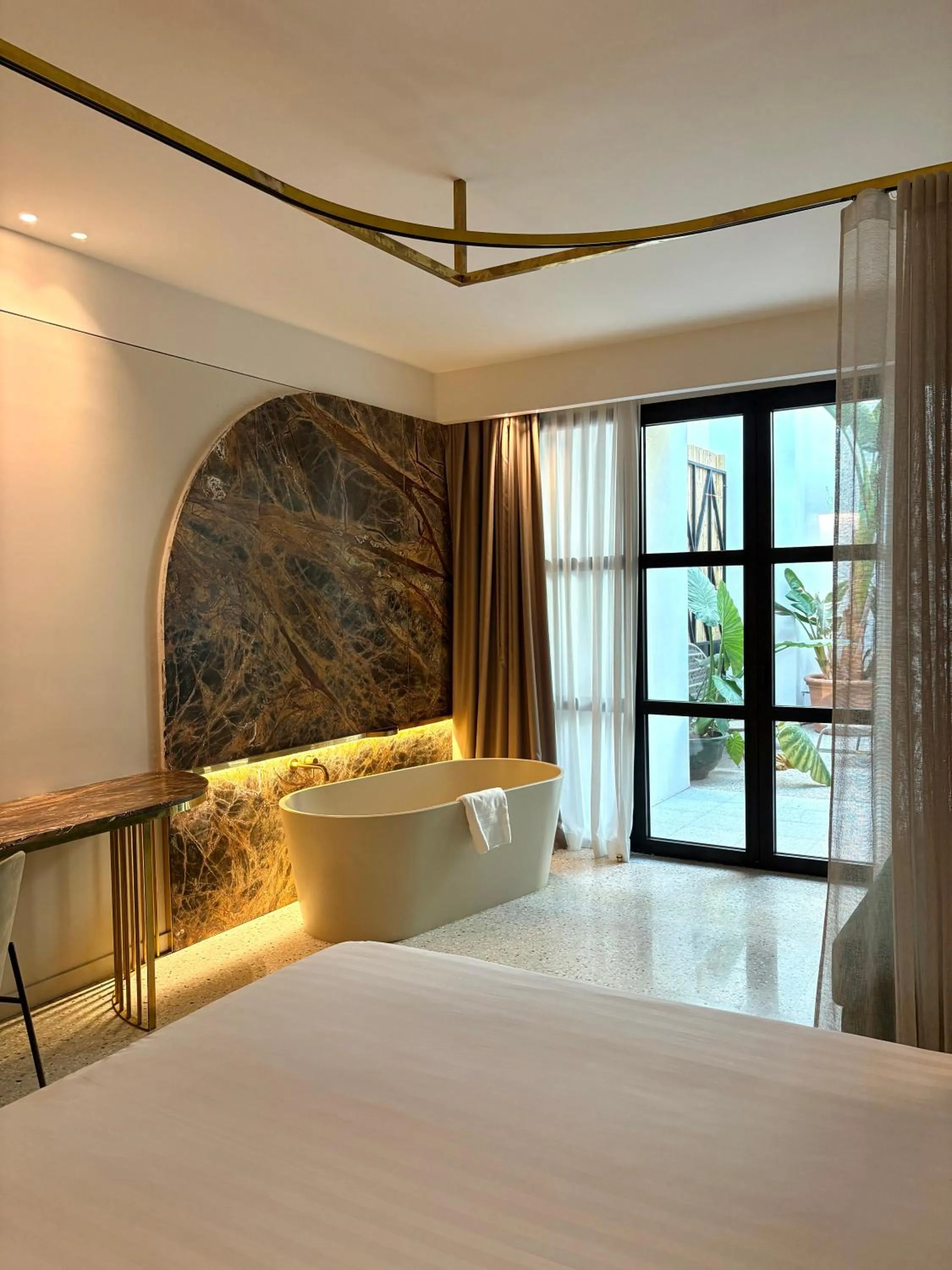 Bath, Bed in Horti 14 Borgo Trastevere Hotel