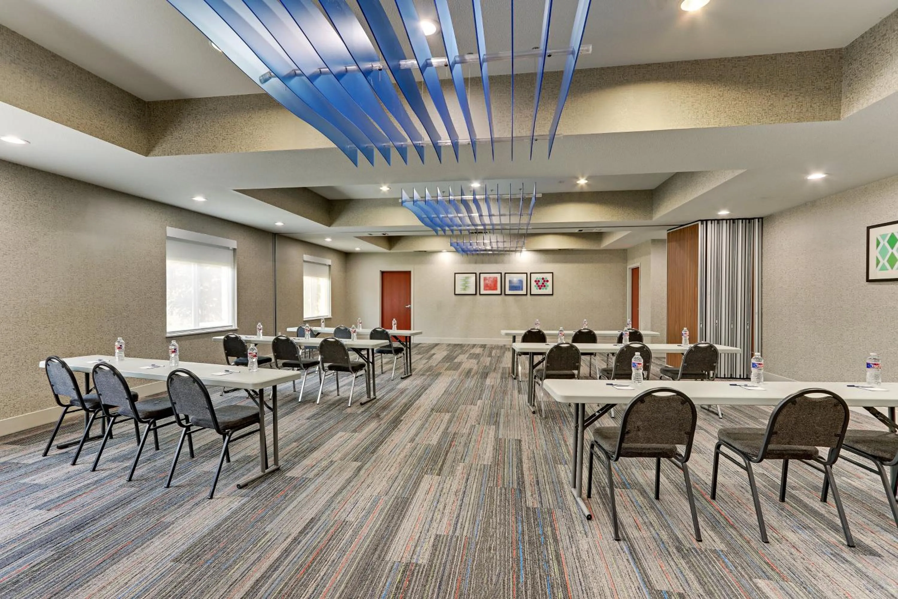 Meeting/conference room in Holiday Inn Express Hotel and Suites Weatherford by IHG
